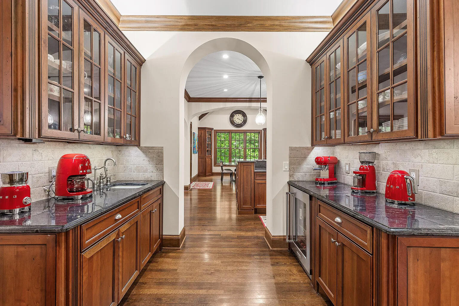 4405 Hawk Ridge Court