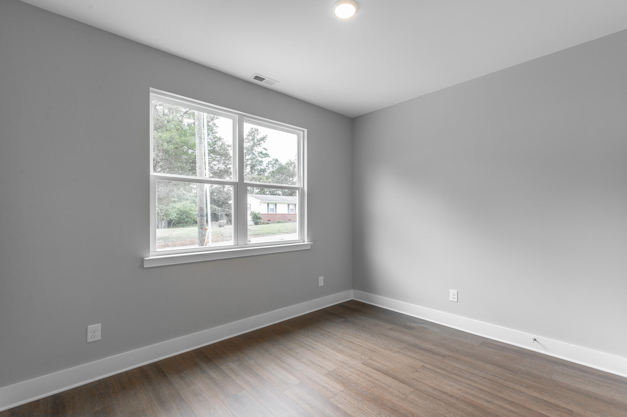 712 Mclemore Street, LaFayette