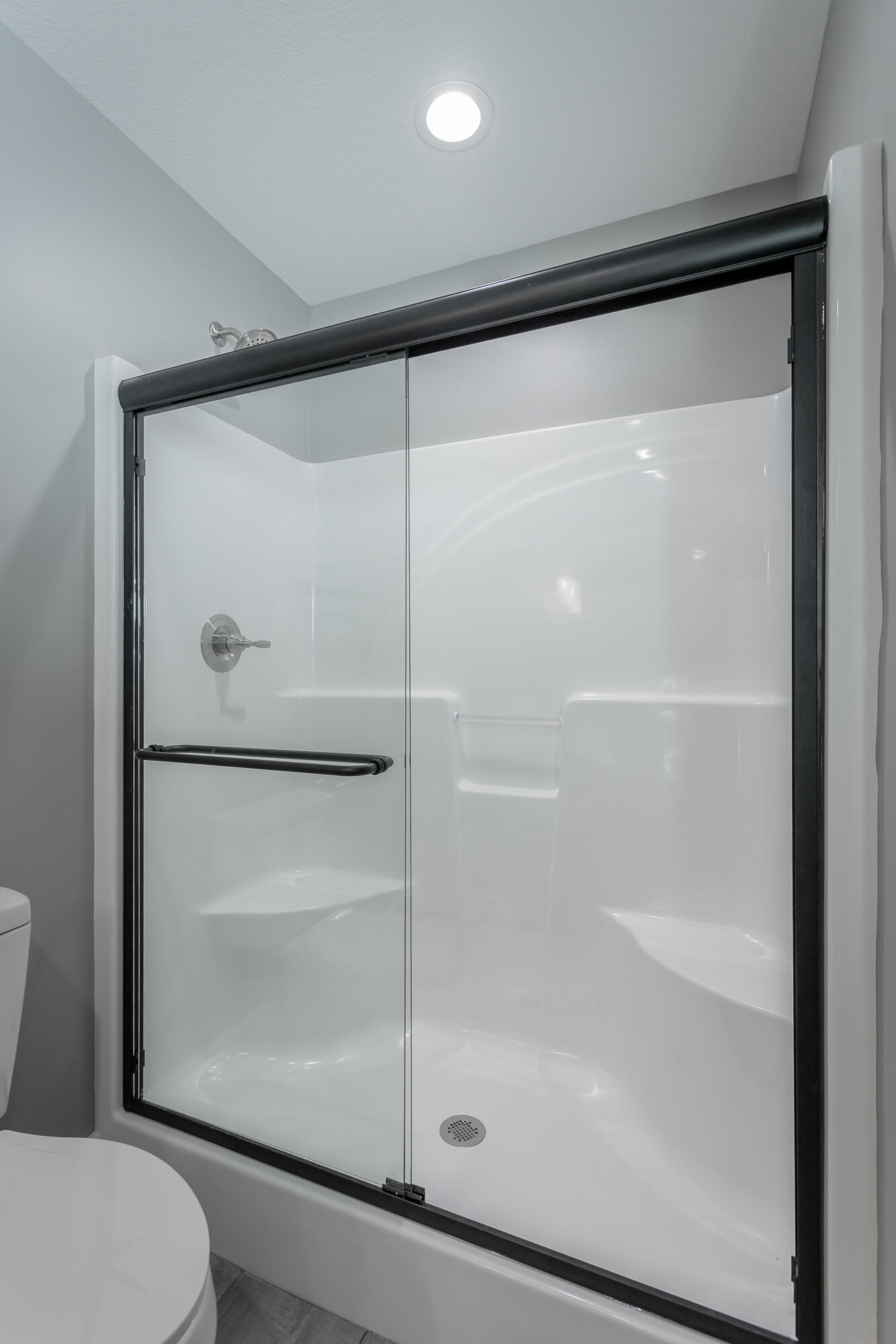 1909 Green Pond Road