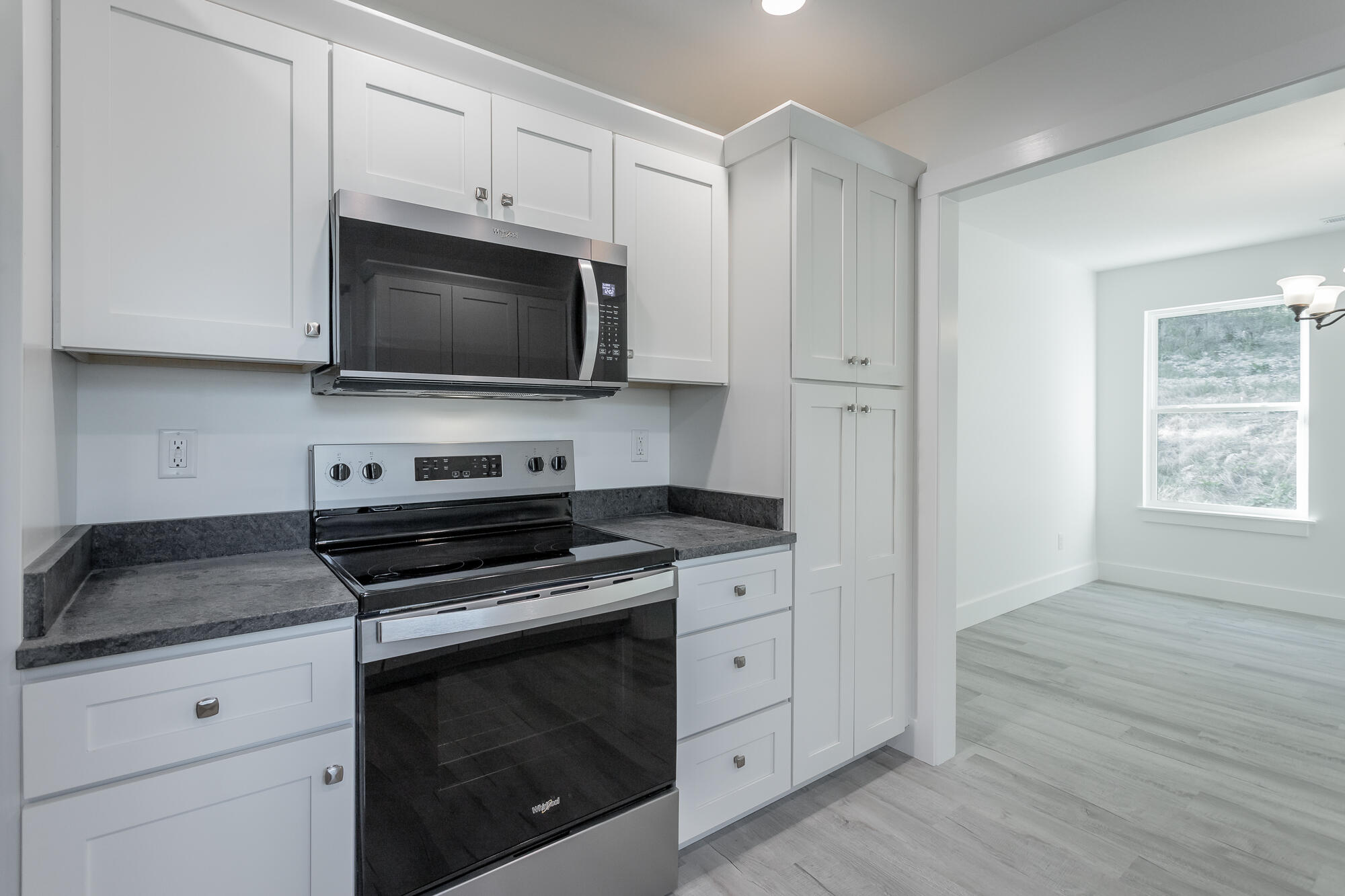 1909 Green Pond Road