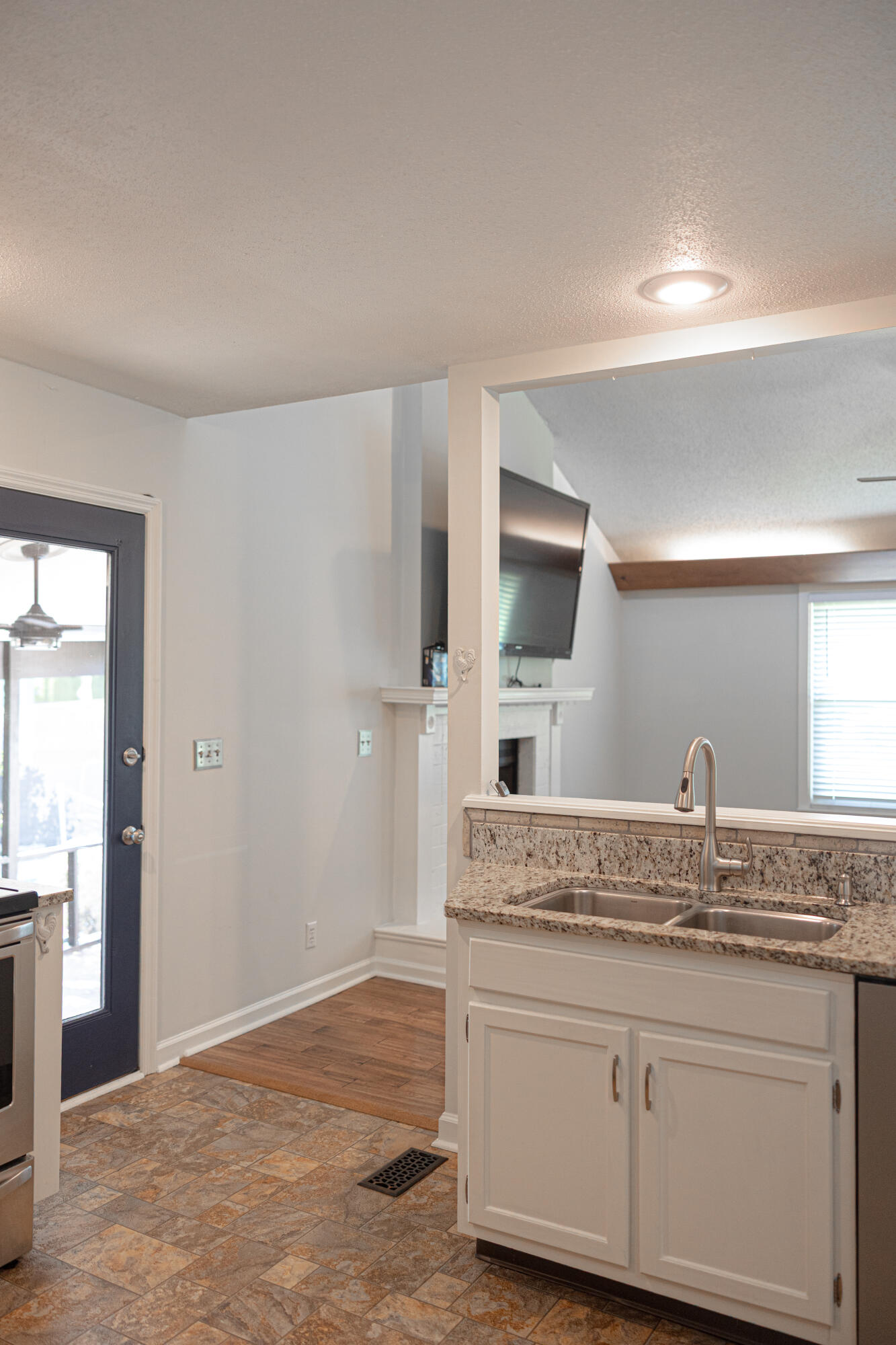 1421 Garden Farm Drive
