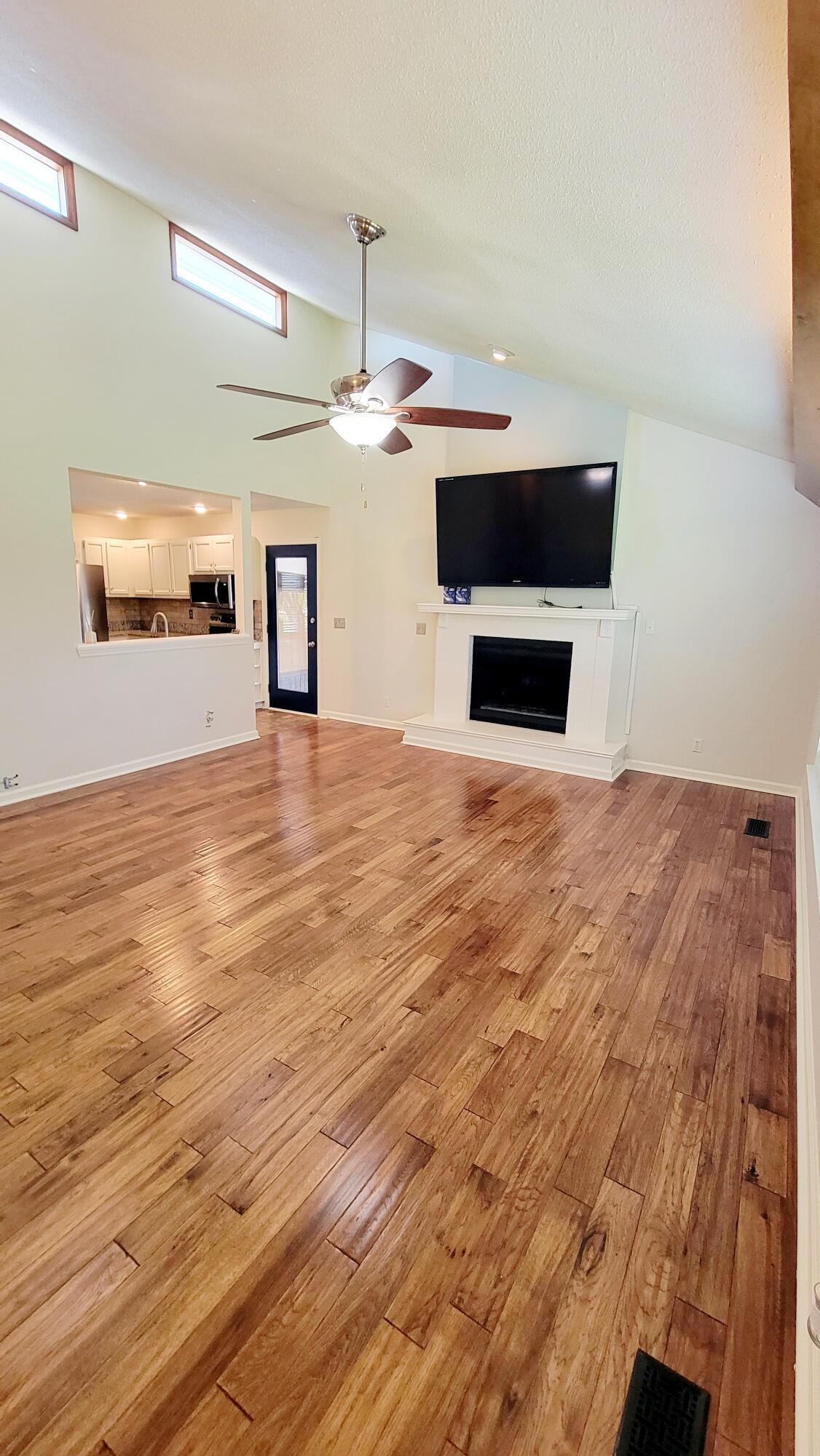 1421 Garden Farm Drive