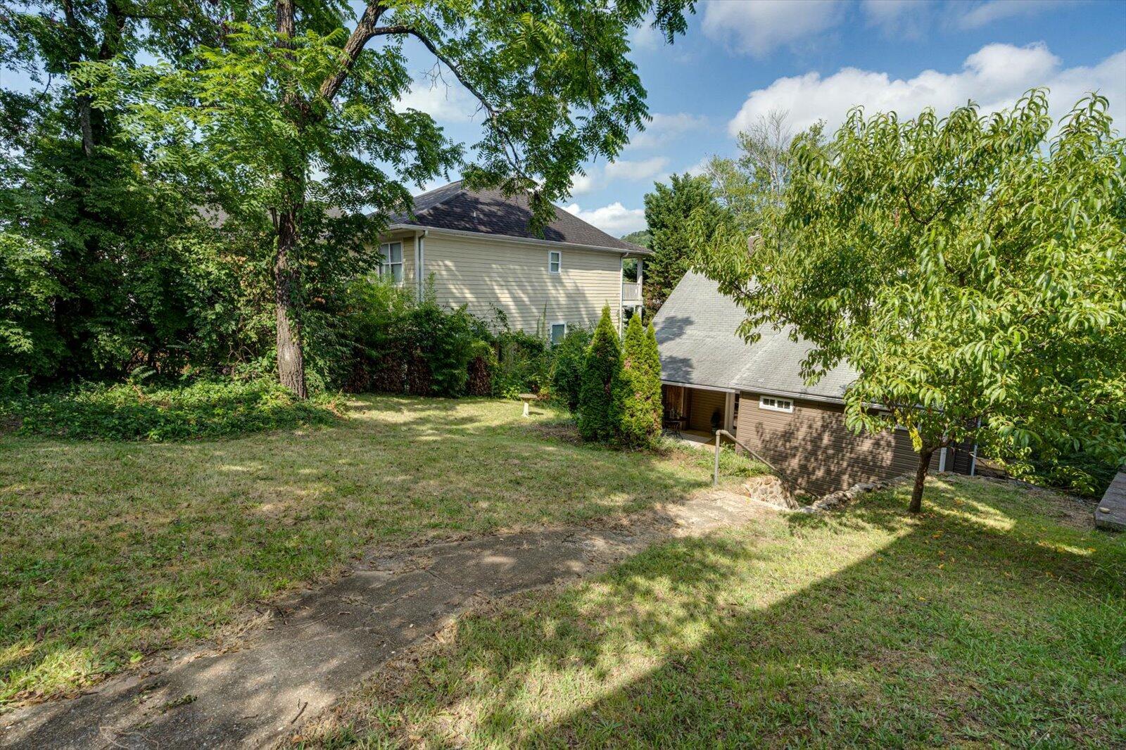 804 Dallas Road