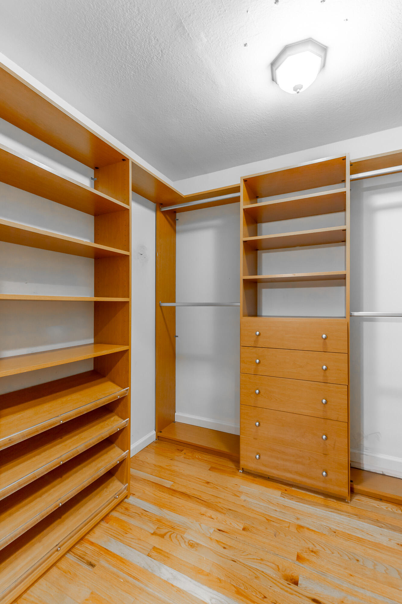 575 W Nickajack Road