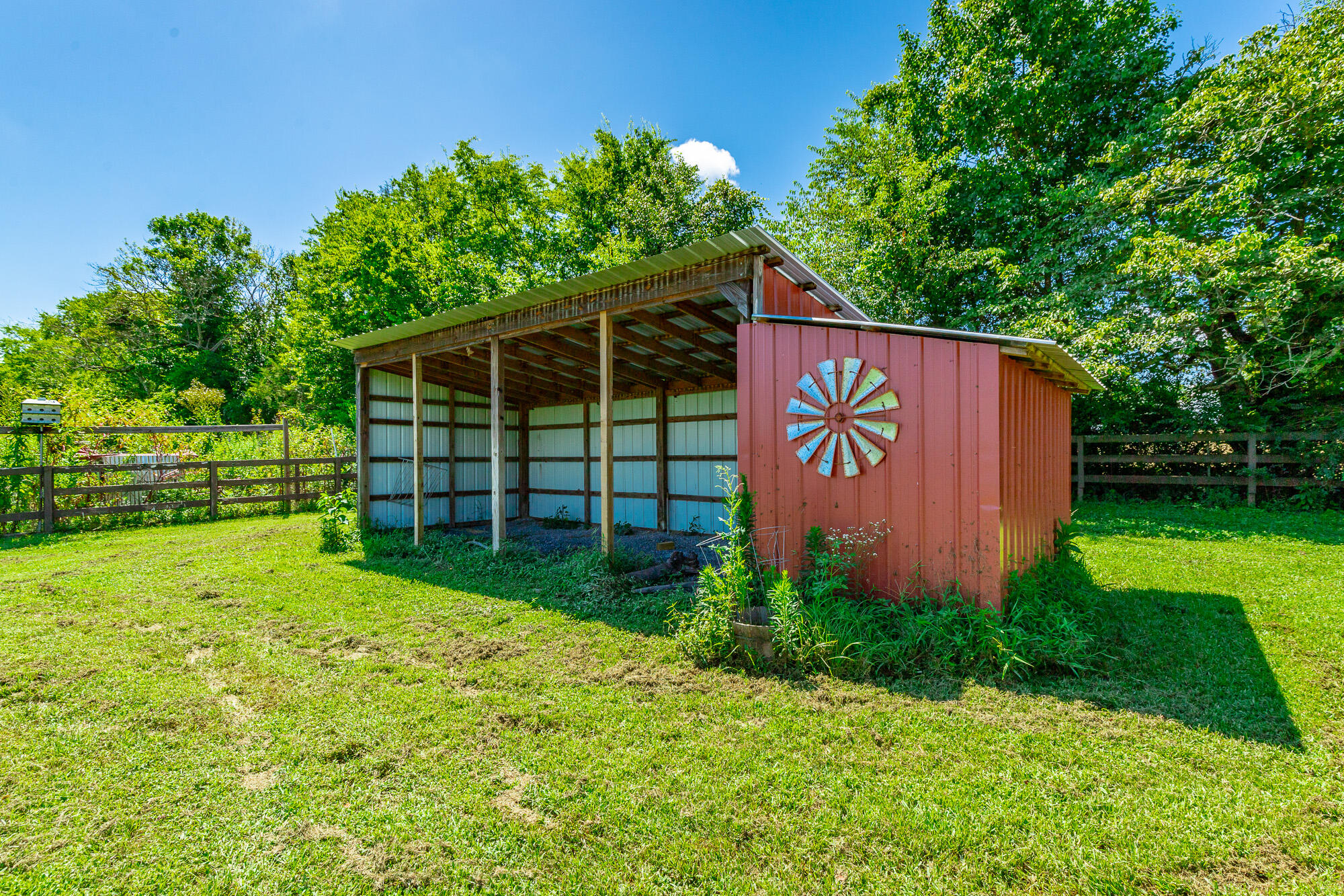 575 W Nickajack Road