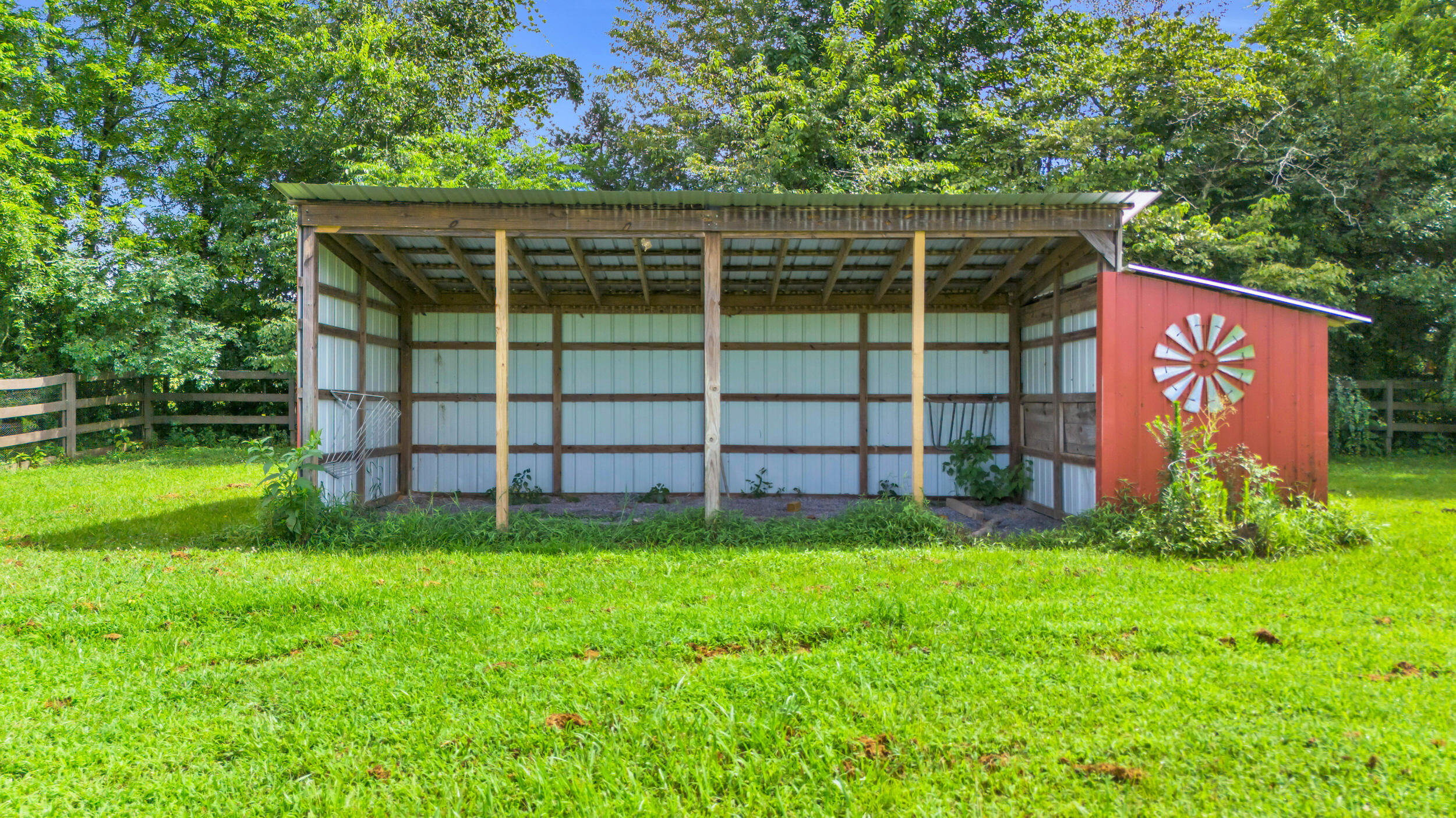 575 W Nickajack Road