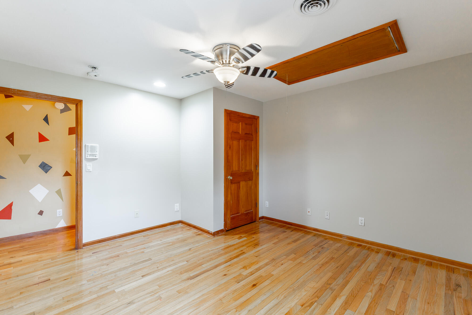 575 W Nickajack Road