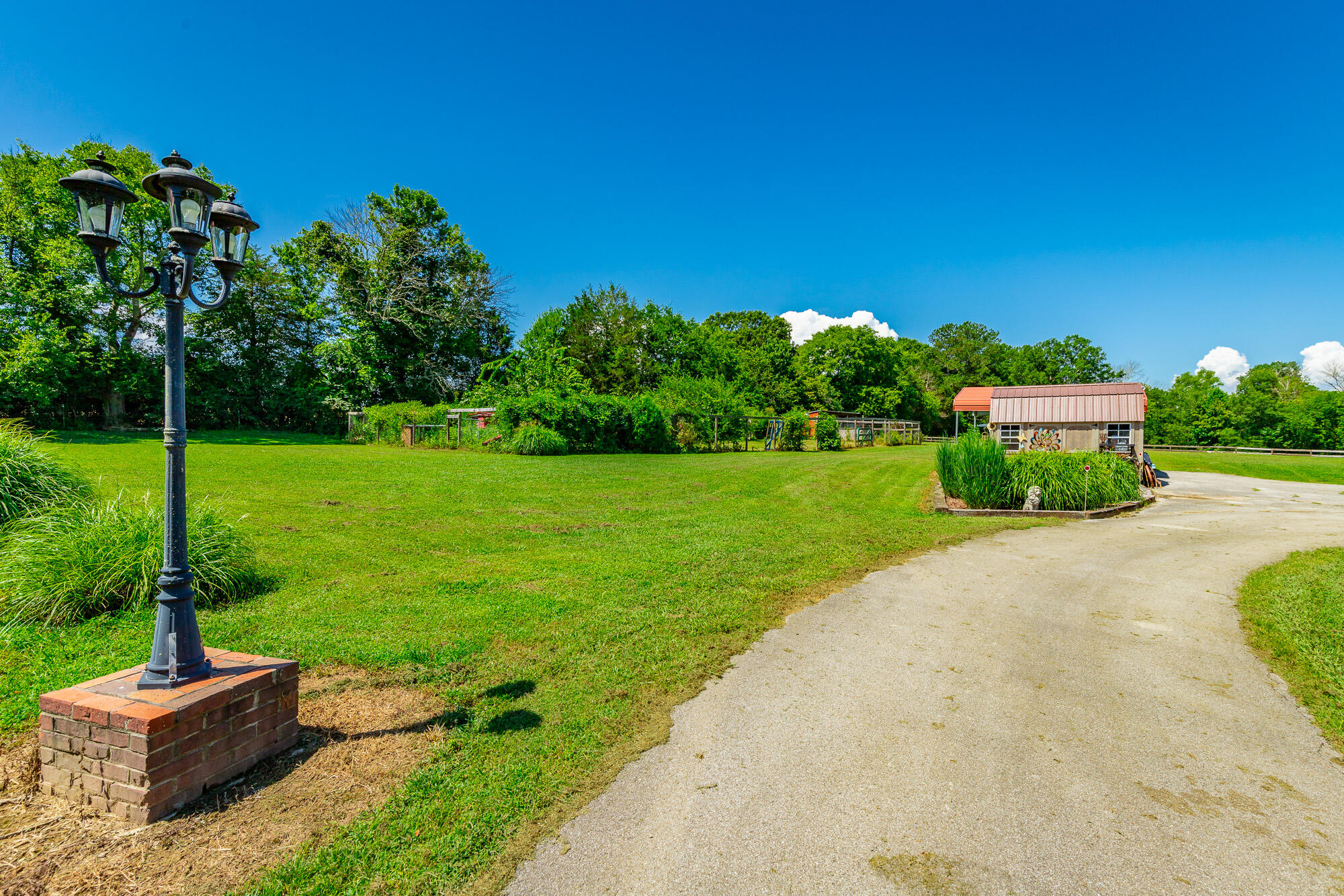 575 W Nickajack Road