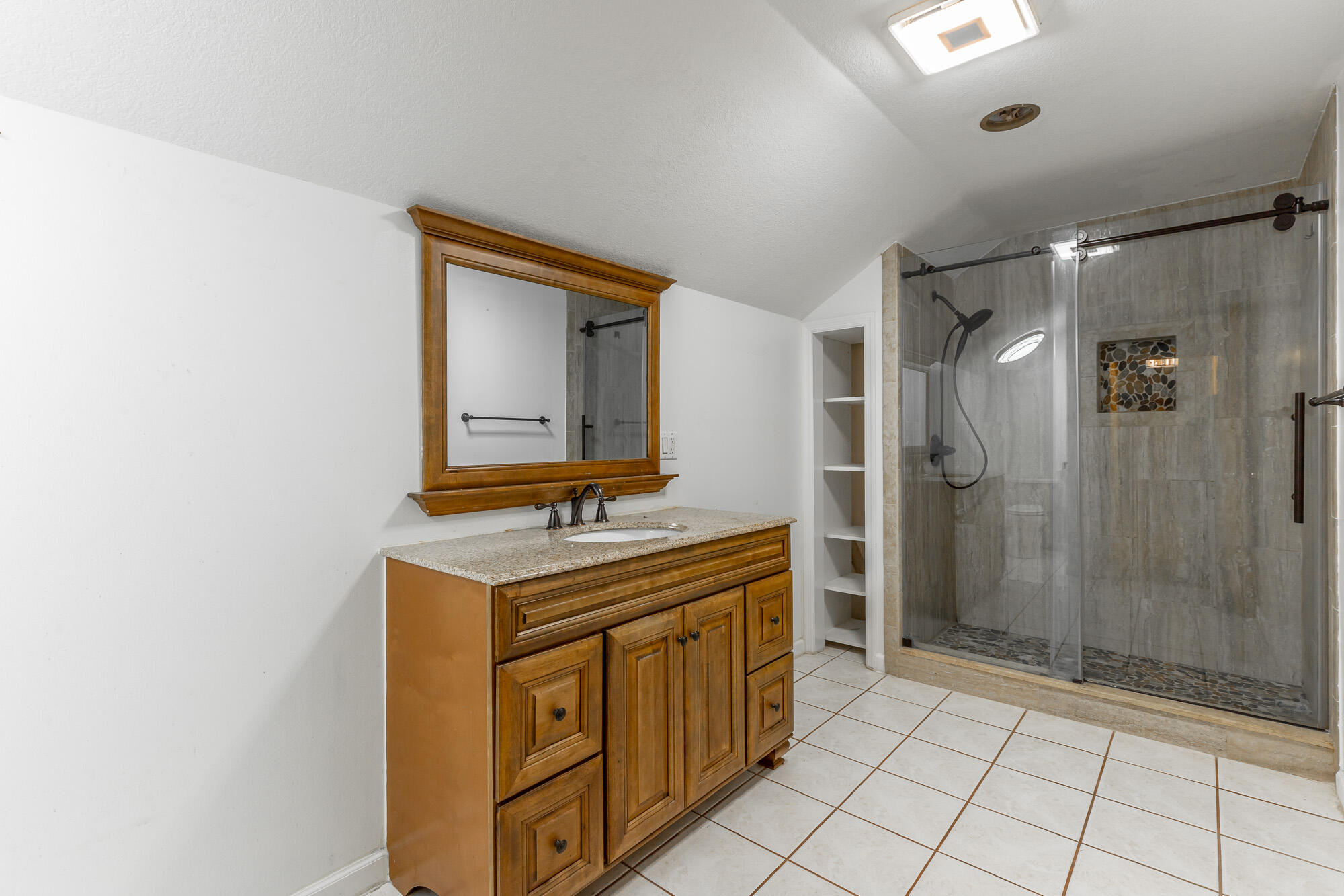 575 W Nickajack Road