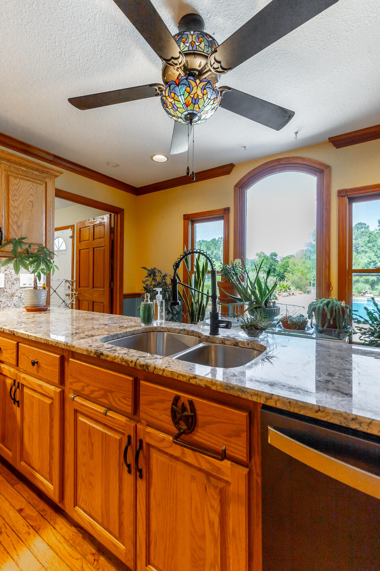 575 W Nickajack Road