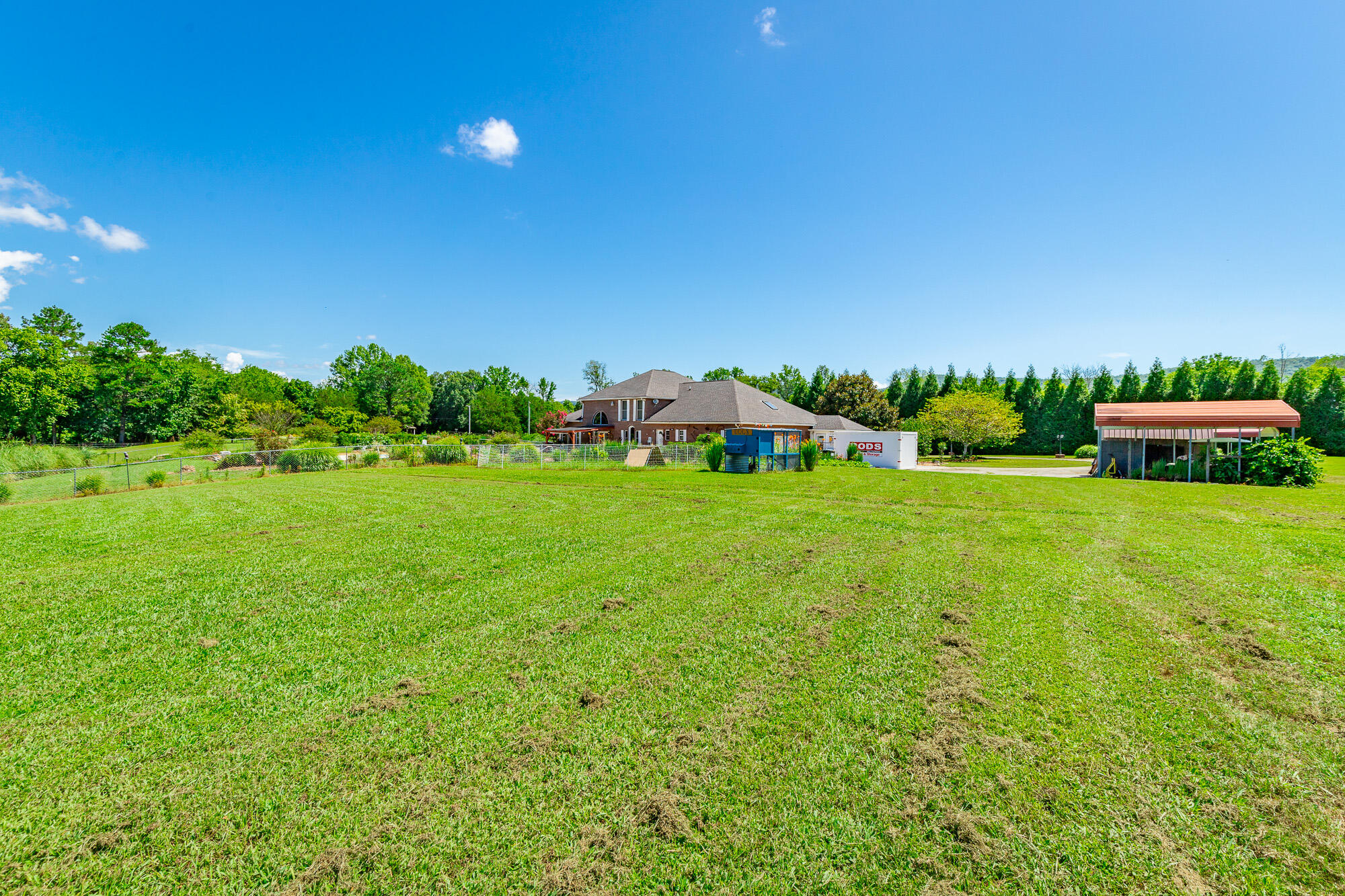 575 W Nickajack Road