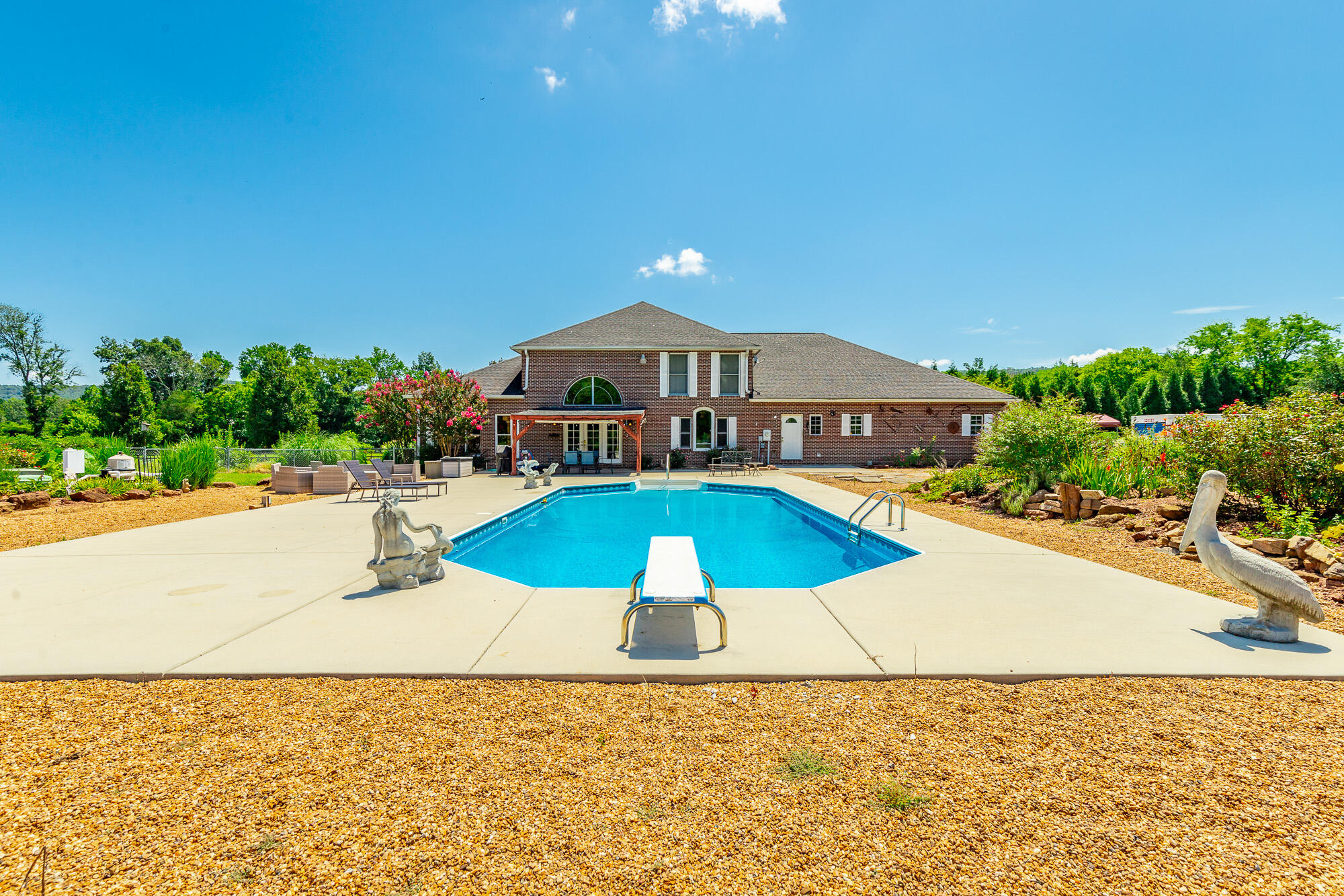 575 W Nickajack Road