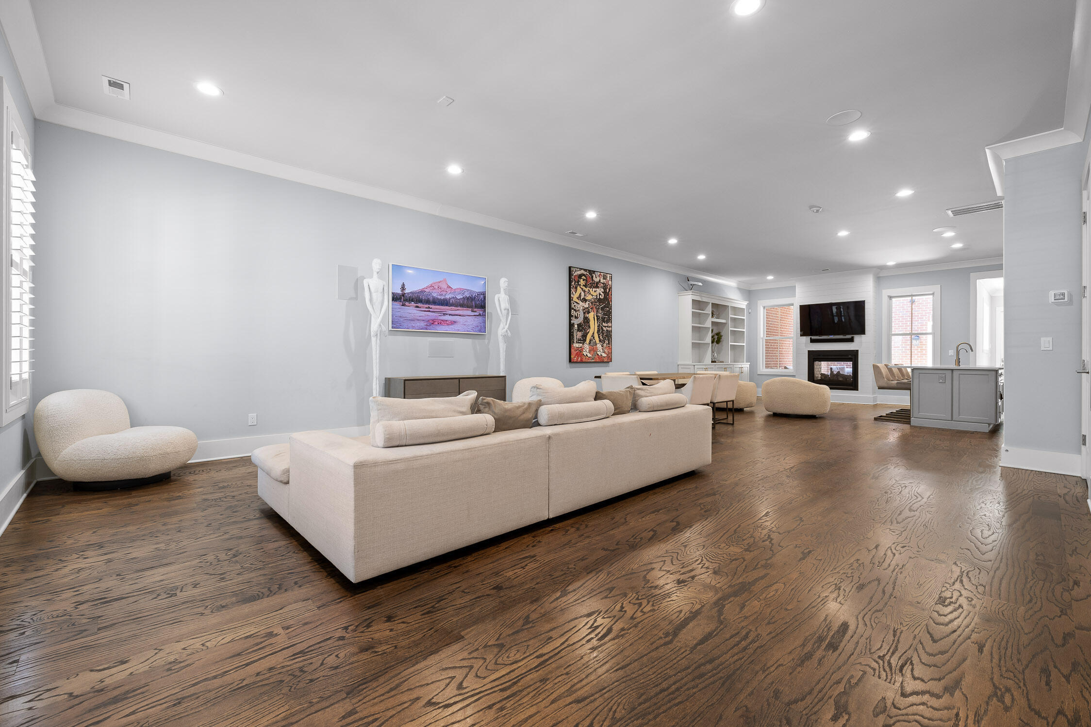 251 Walnut Street