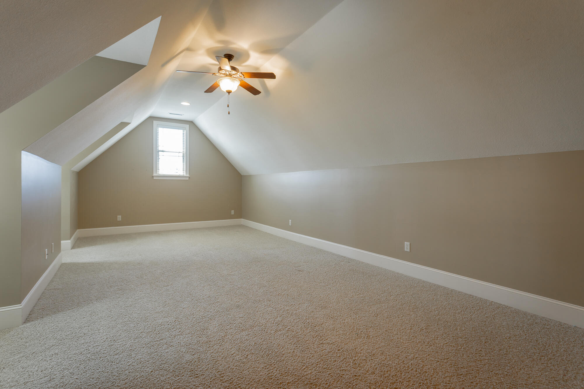 12213 Wildlife Place