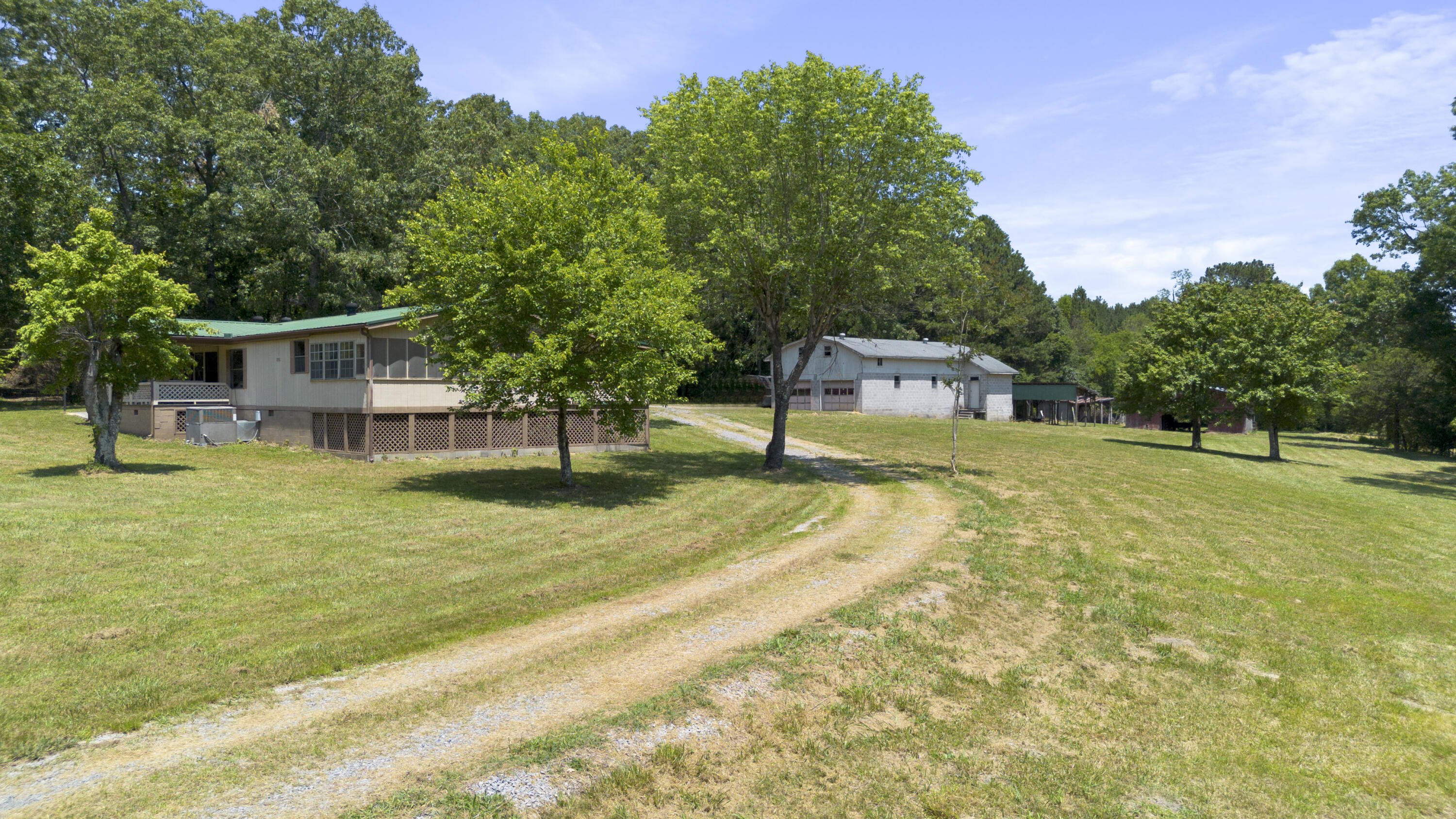 383 Zion Hill Road SE, Cleveland