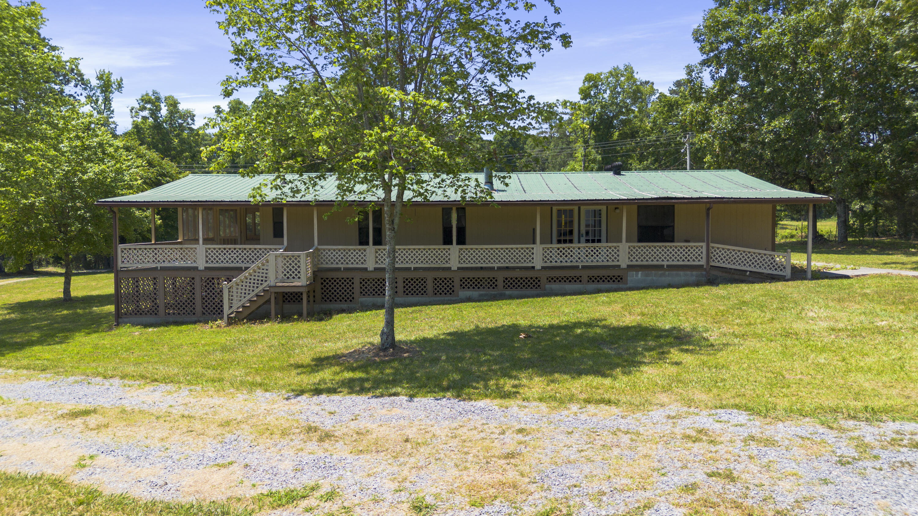 383 Zion Hill Road SE, Cleveland