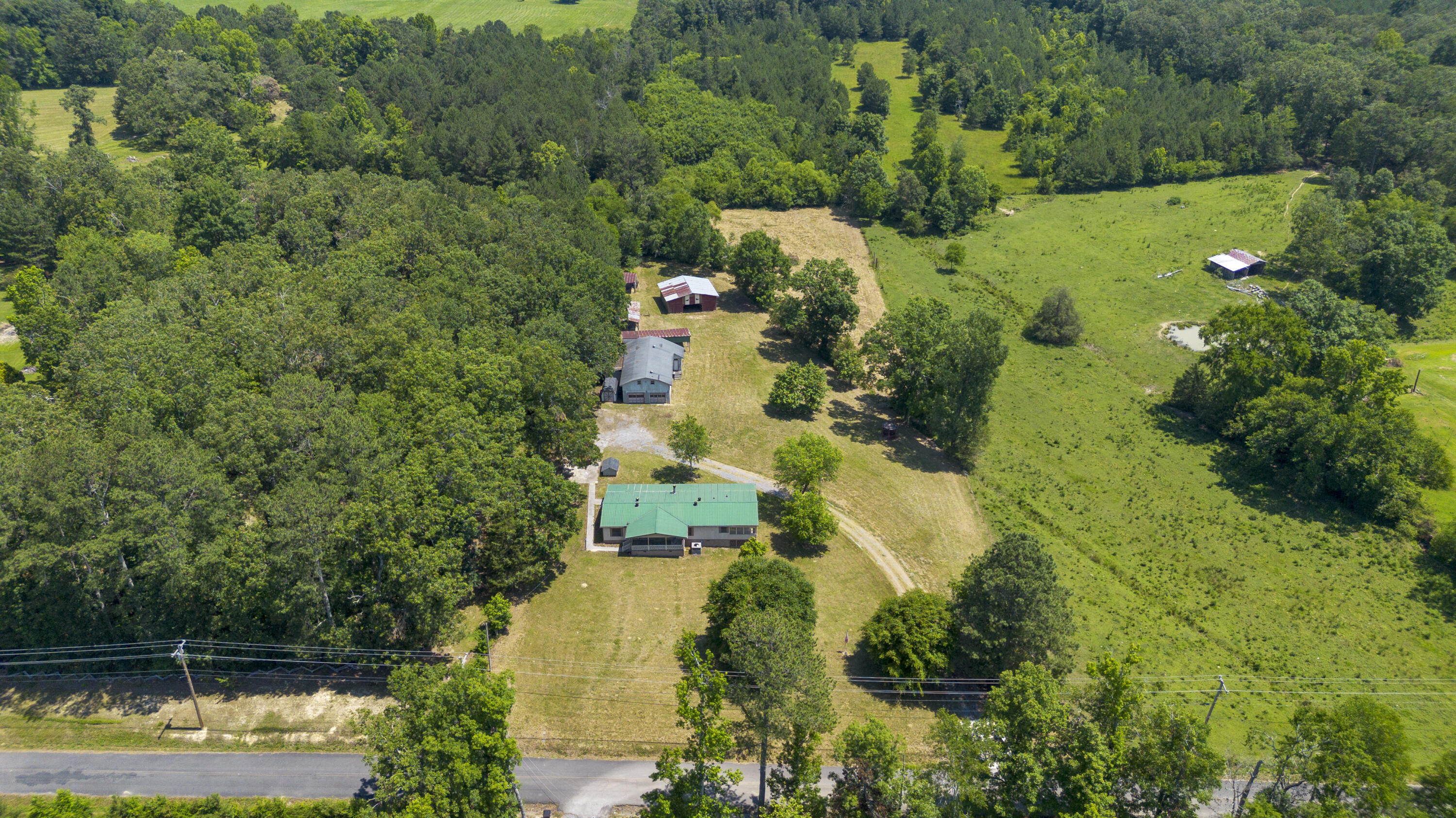 383 Zion Hill Road SE, Cleveland