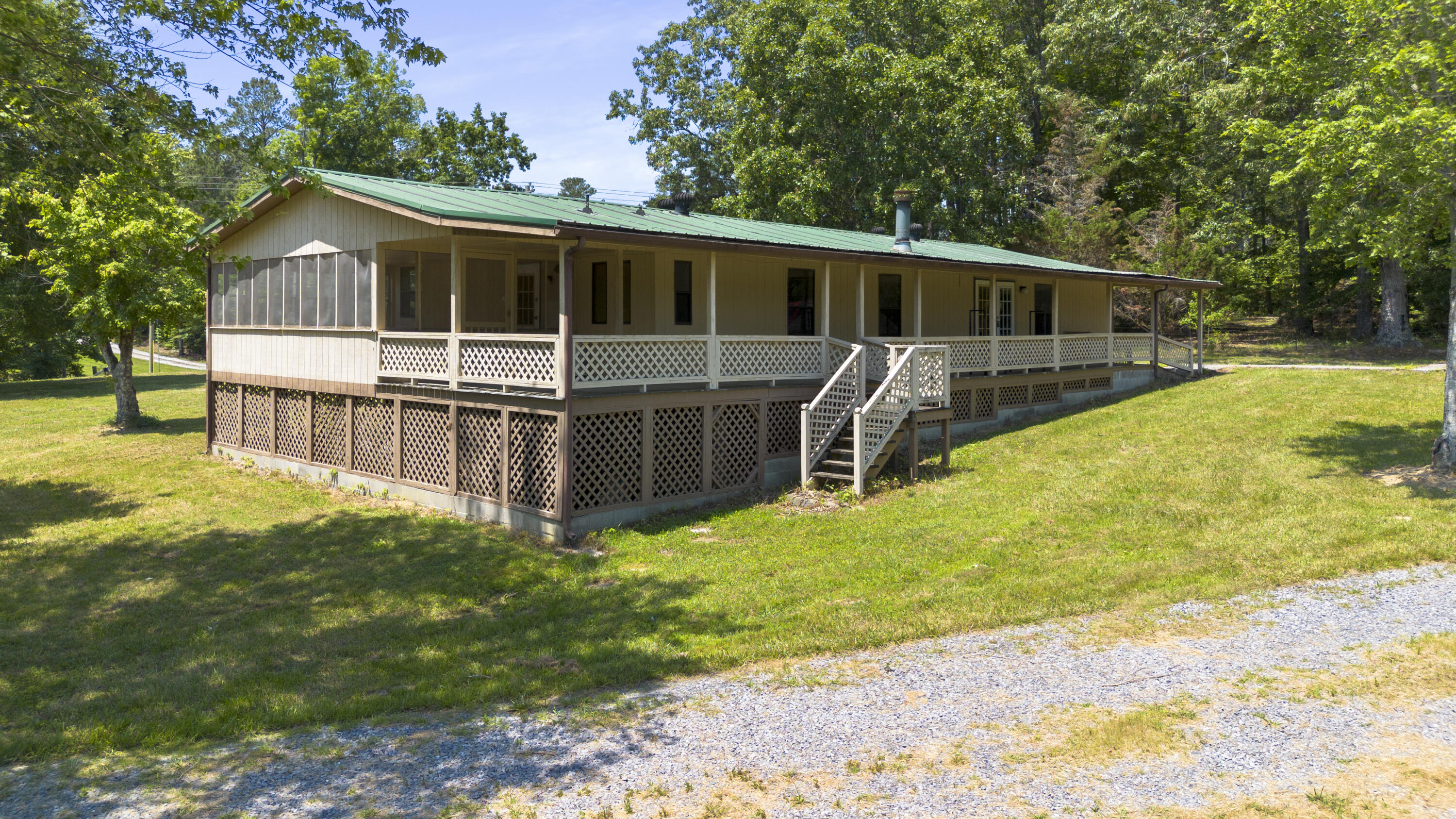 383 Zion Hill Road SE, Cleveland