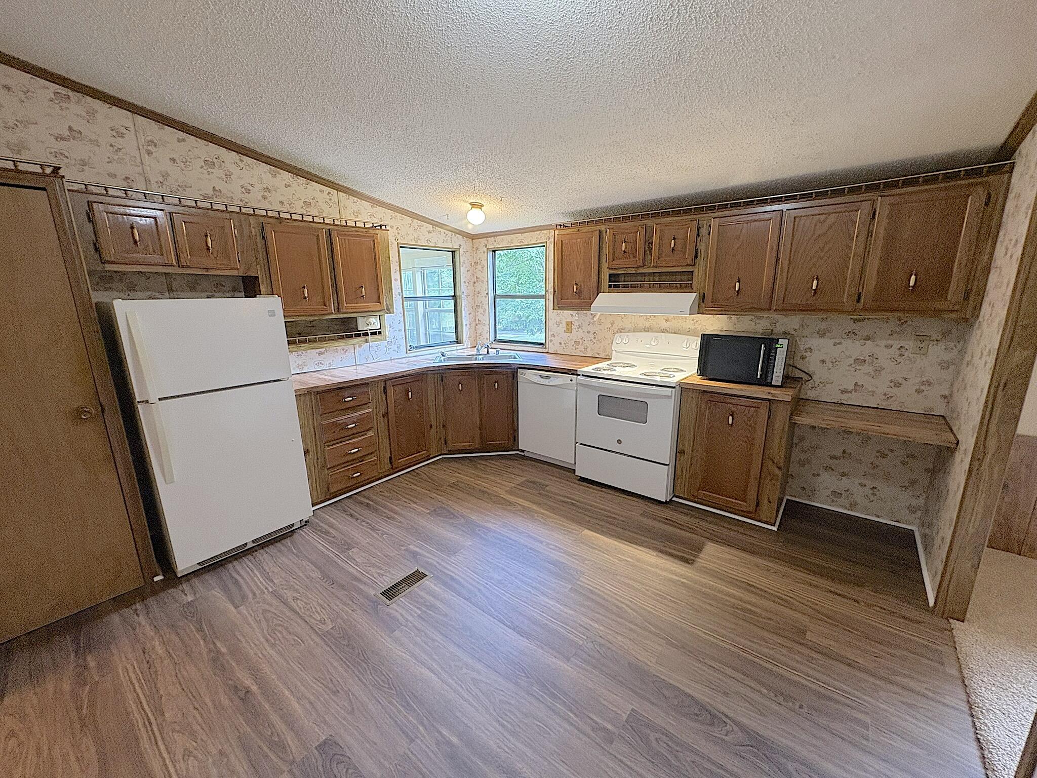 383 Zion Hill Road SE, Cleveland