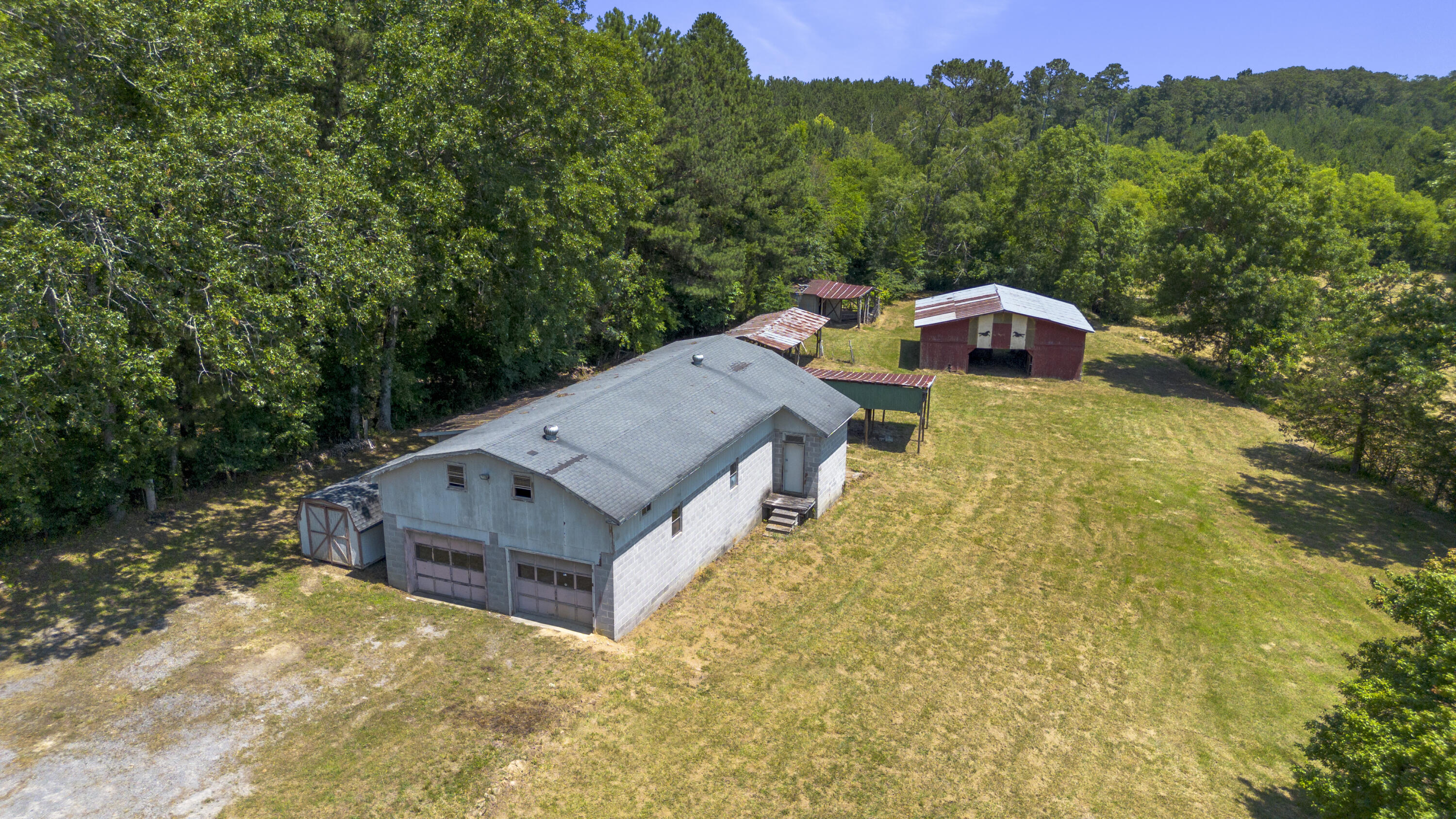 383 Zion Hill Road SE, Cleveland