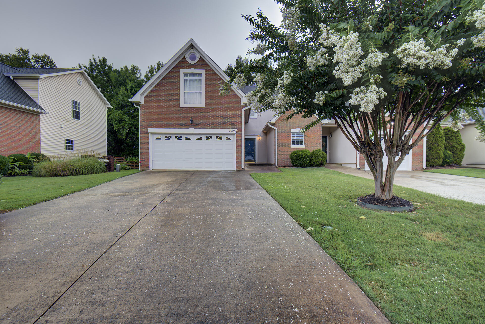 1925 Rosebrook Drive