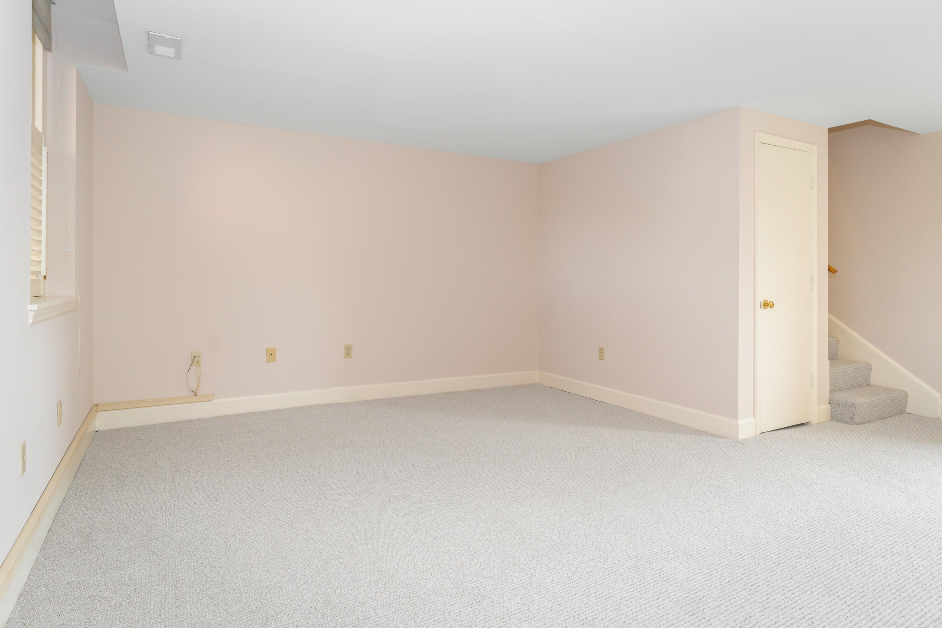 900 Vine Street, 3
