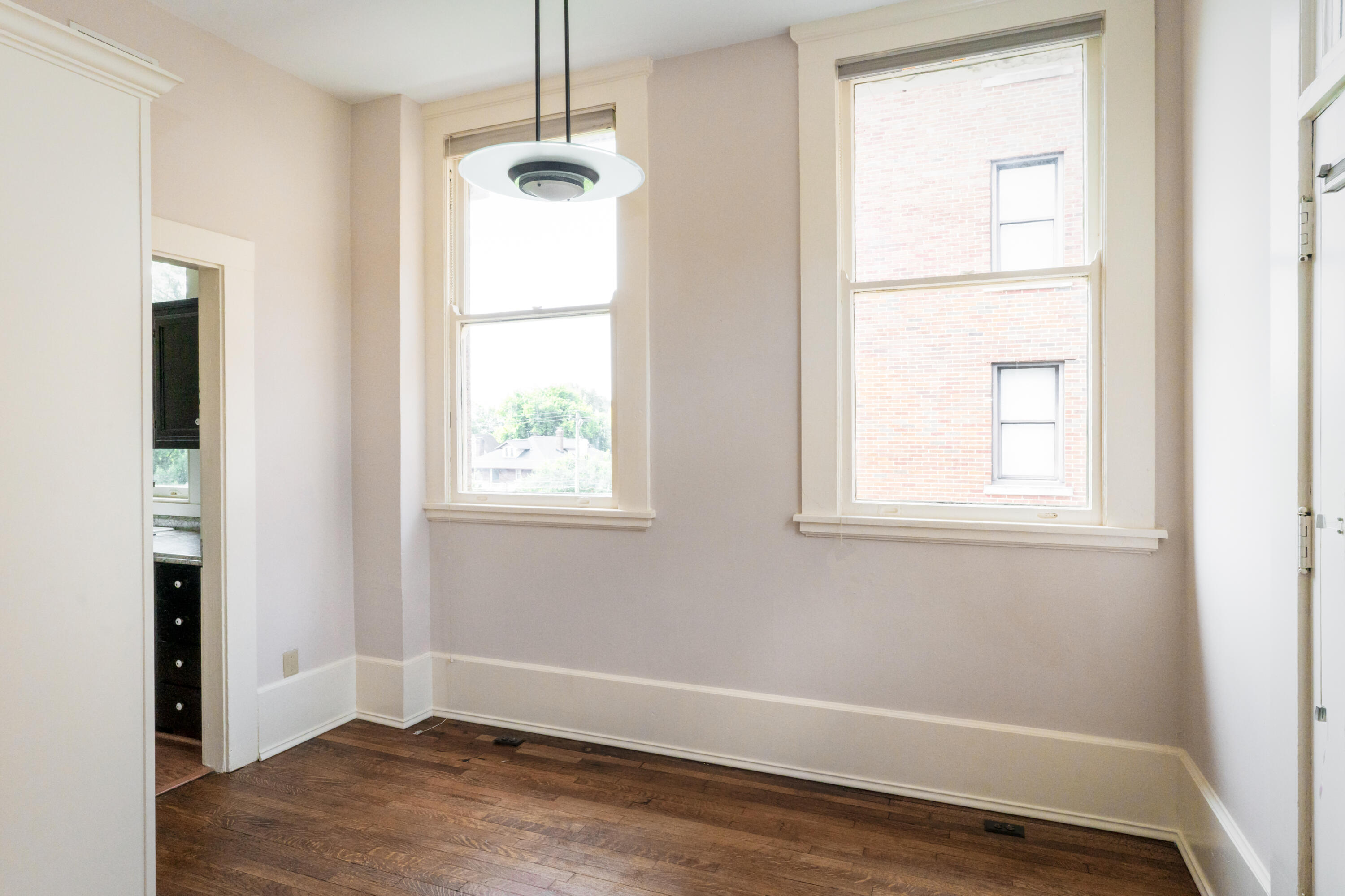 900 Vine Street, 3