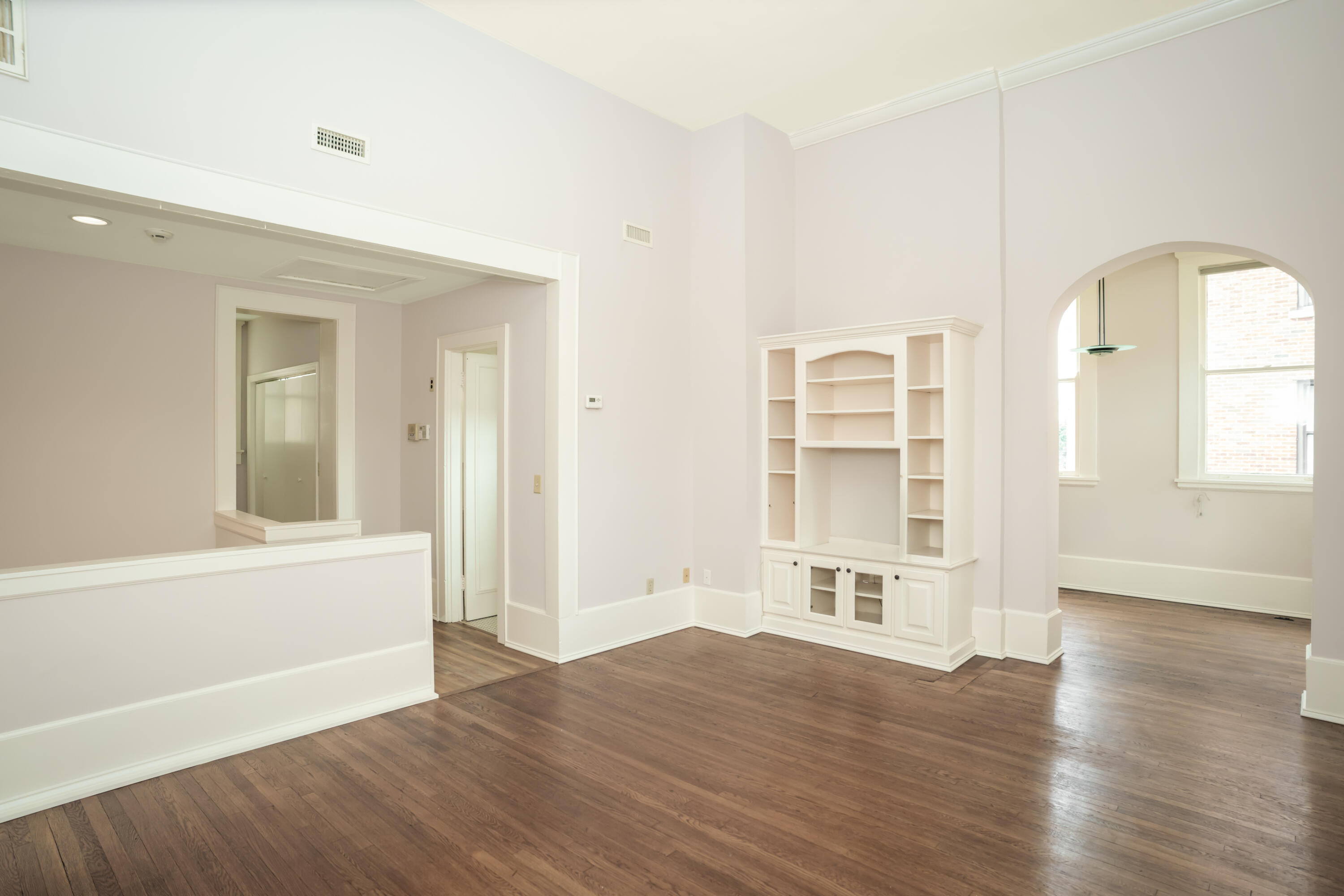 900 Vine Street, 3