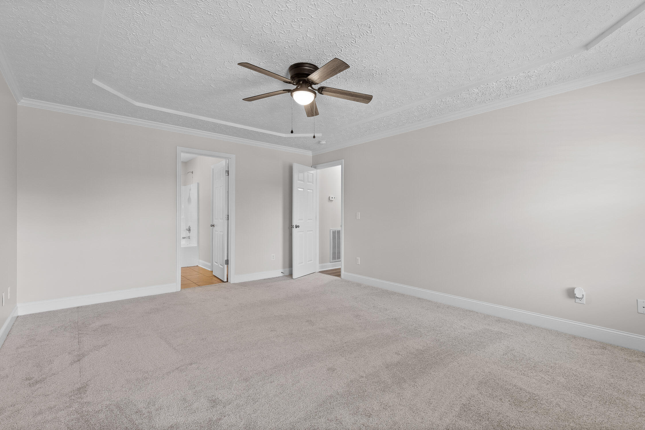 10144 Hunters Hollow Drive