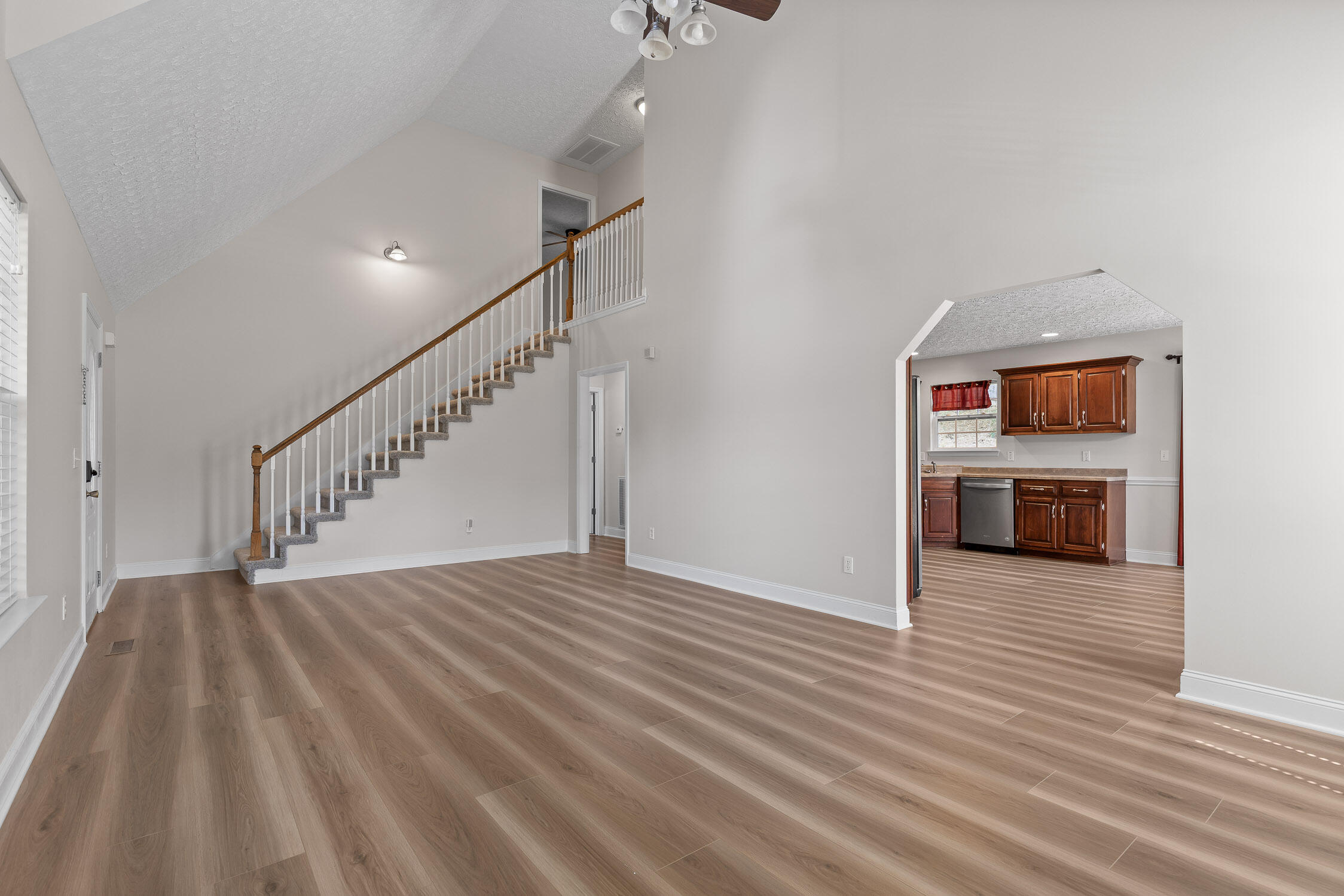 10144 Hunters Hollow Drive