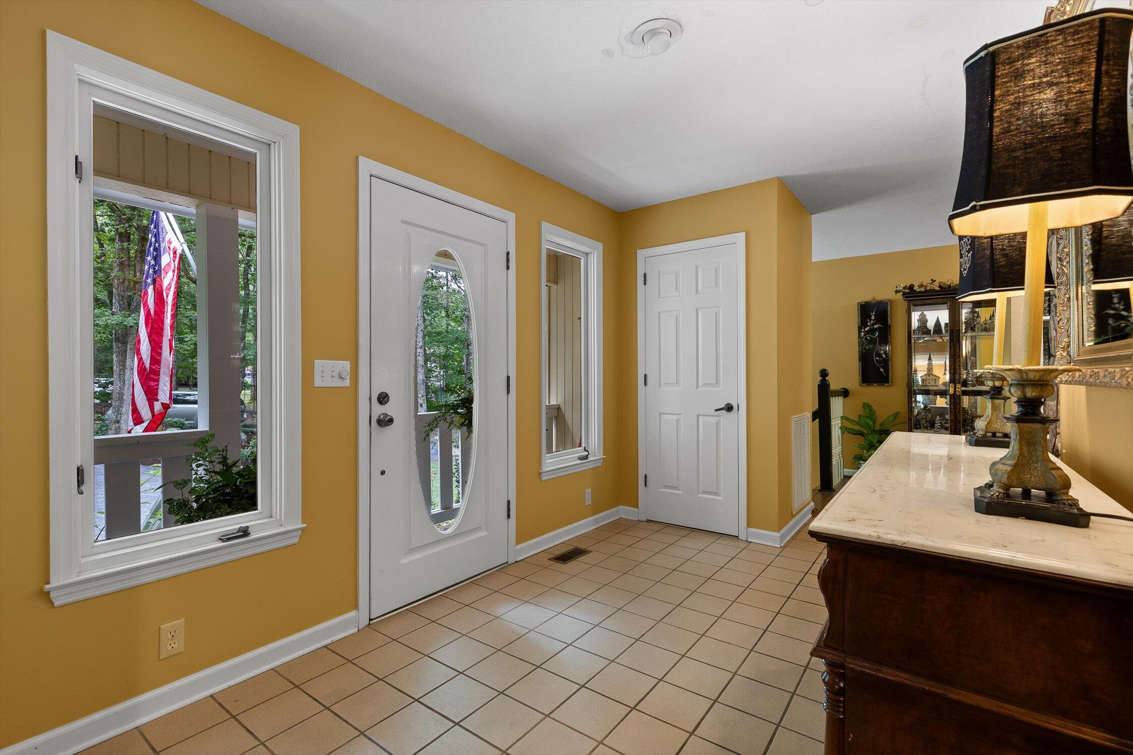 1211 Rocky Dell Lane