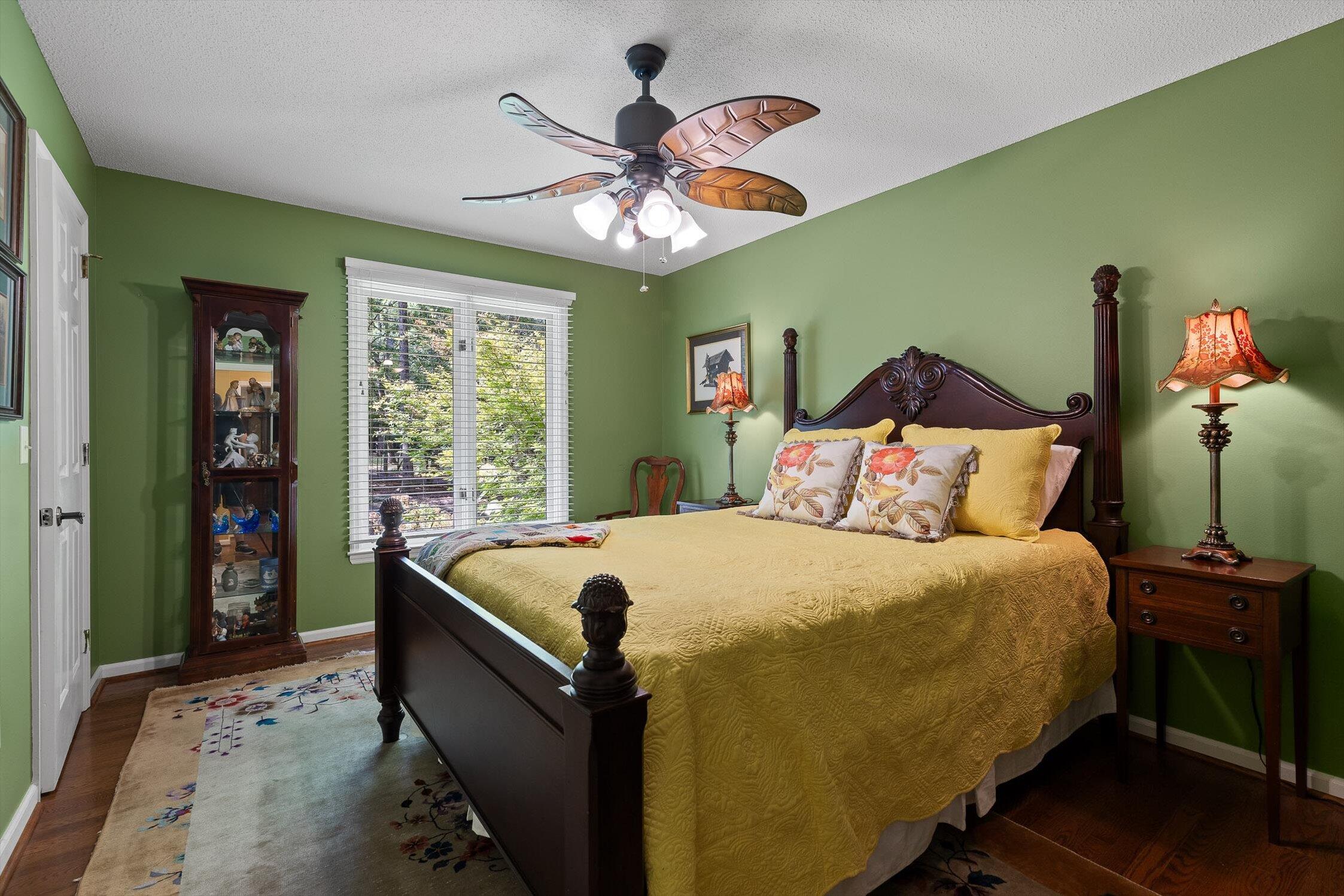 1211 Rocky Dell Lane