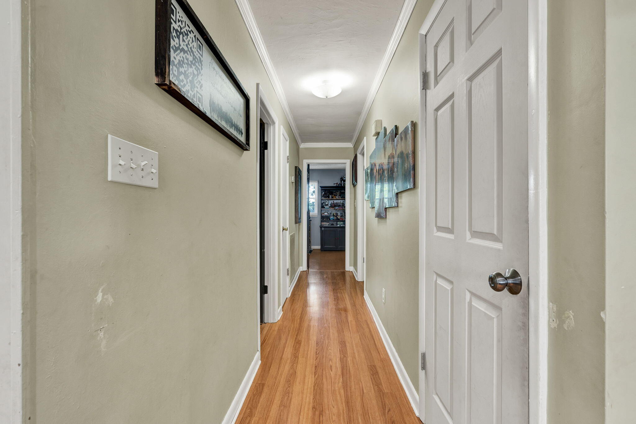 2860 Mcdaris Circle SE, Cleveland