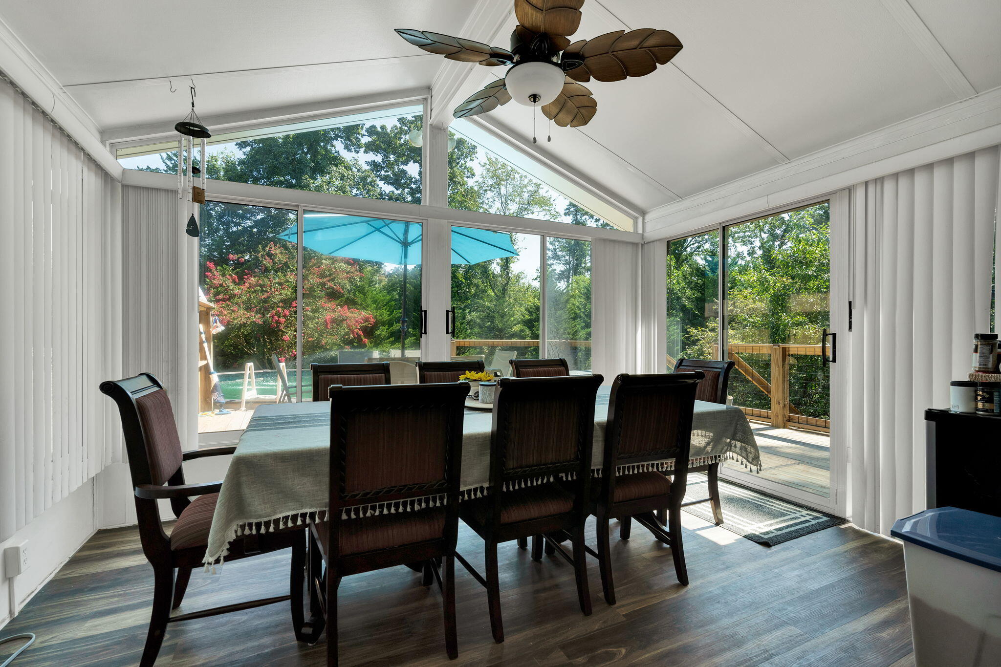 2860 Mcdaris Circle SE, Cleveland