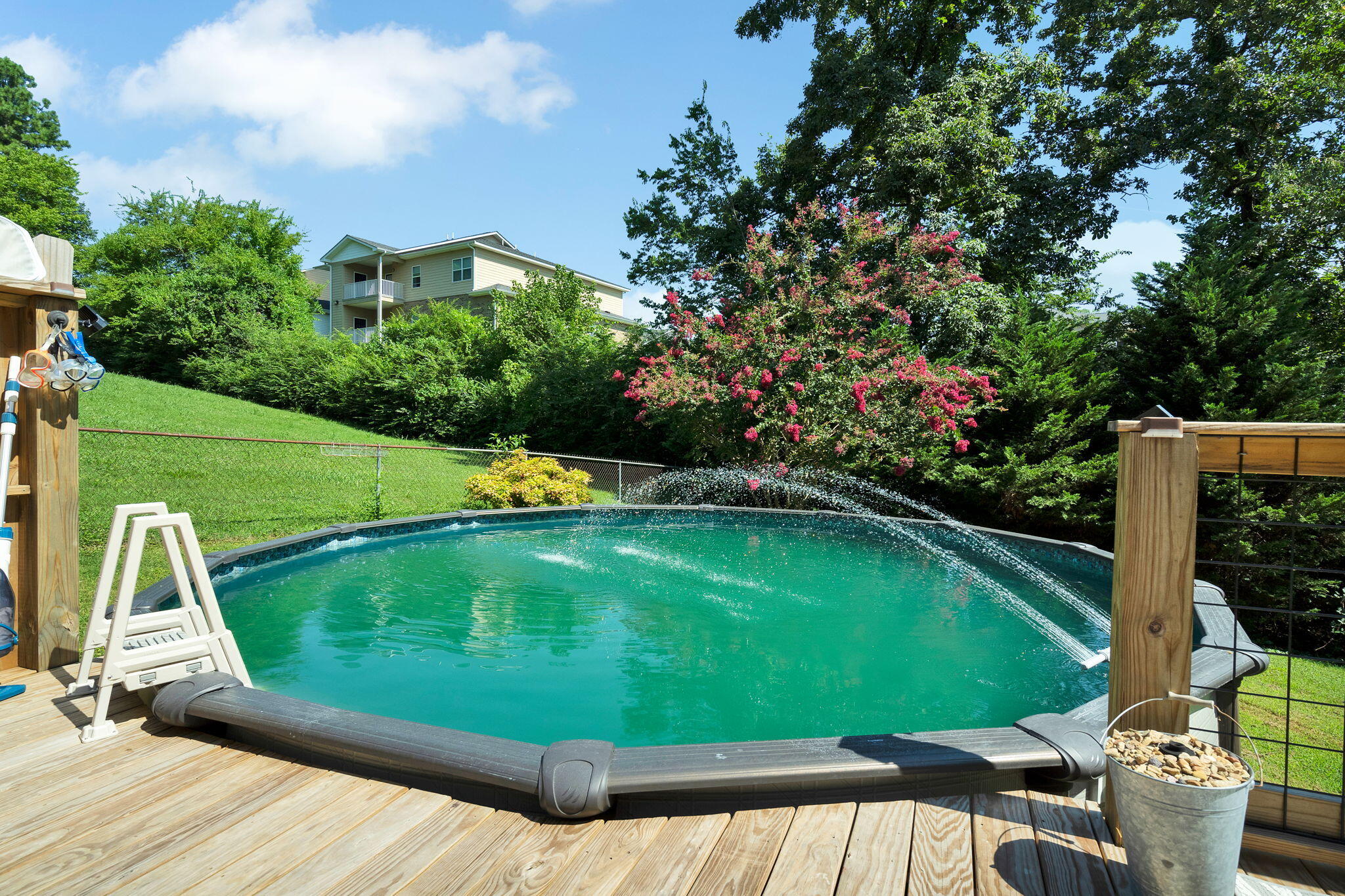 2860 Mcdaris Circle SE, Cleveland