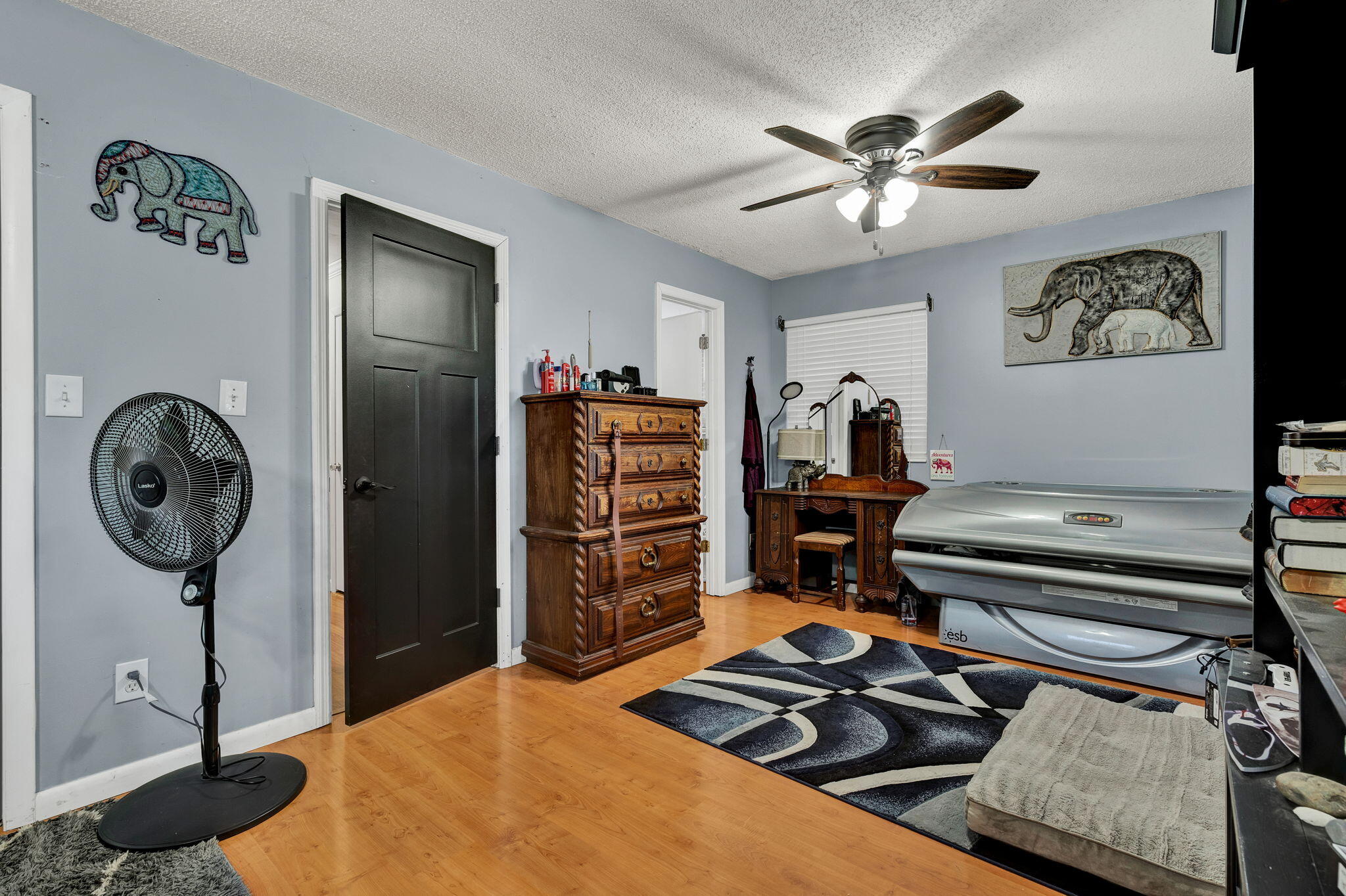 2860 Mcdaris Circle SE, Cleveland