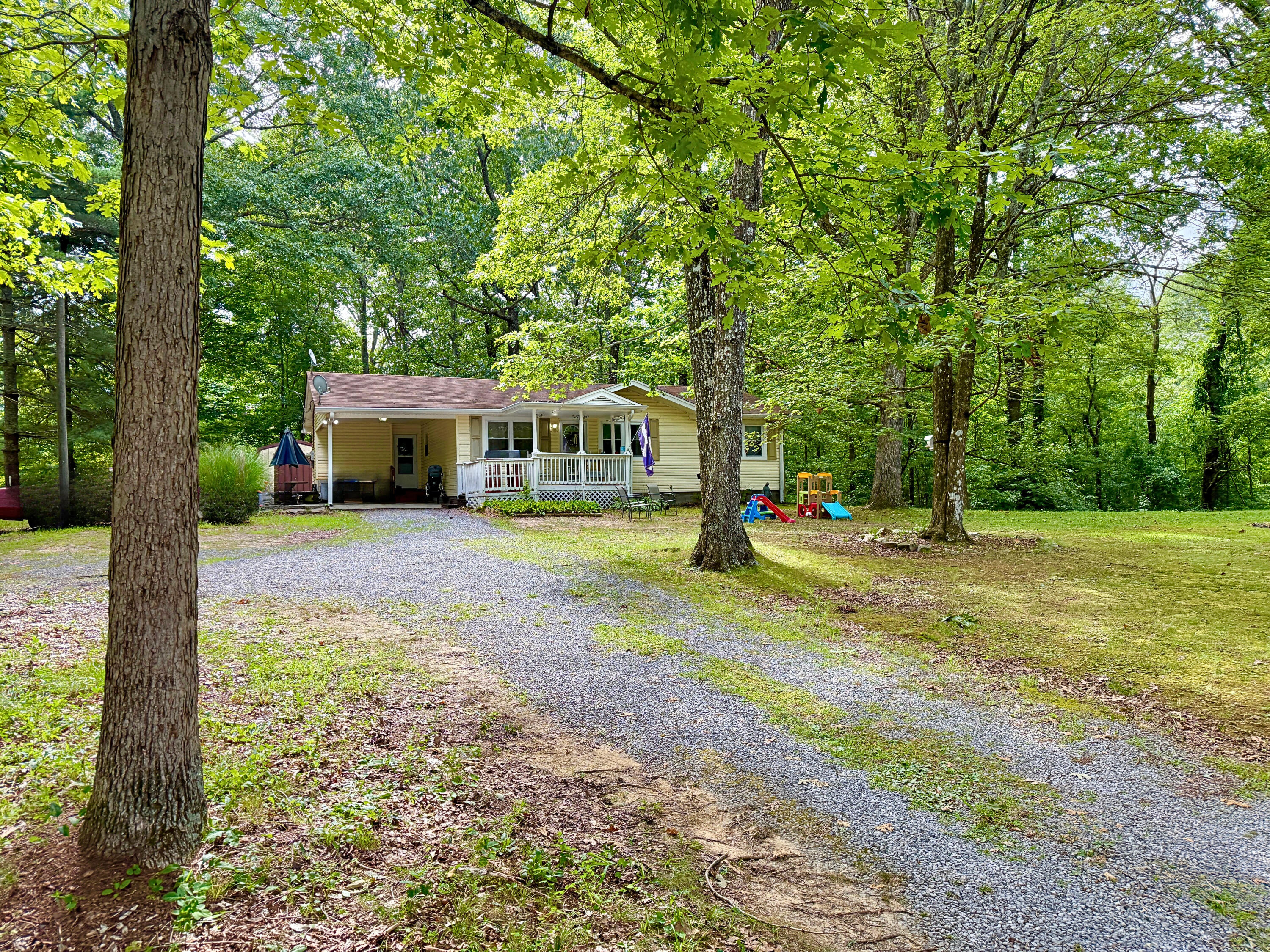 5404 Sawyer Road