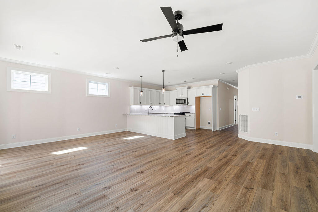 1669 Destiny Drive, 13