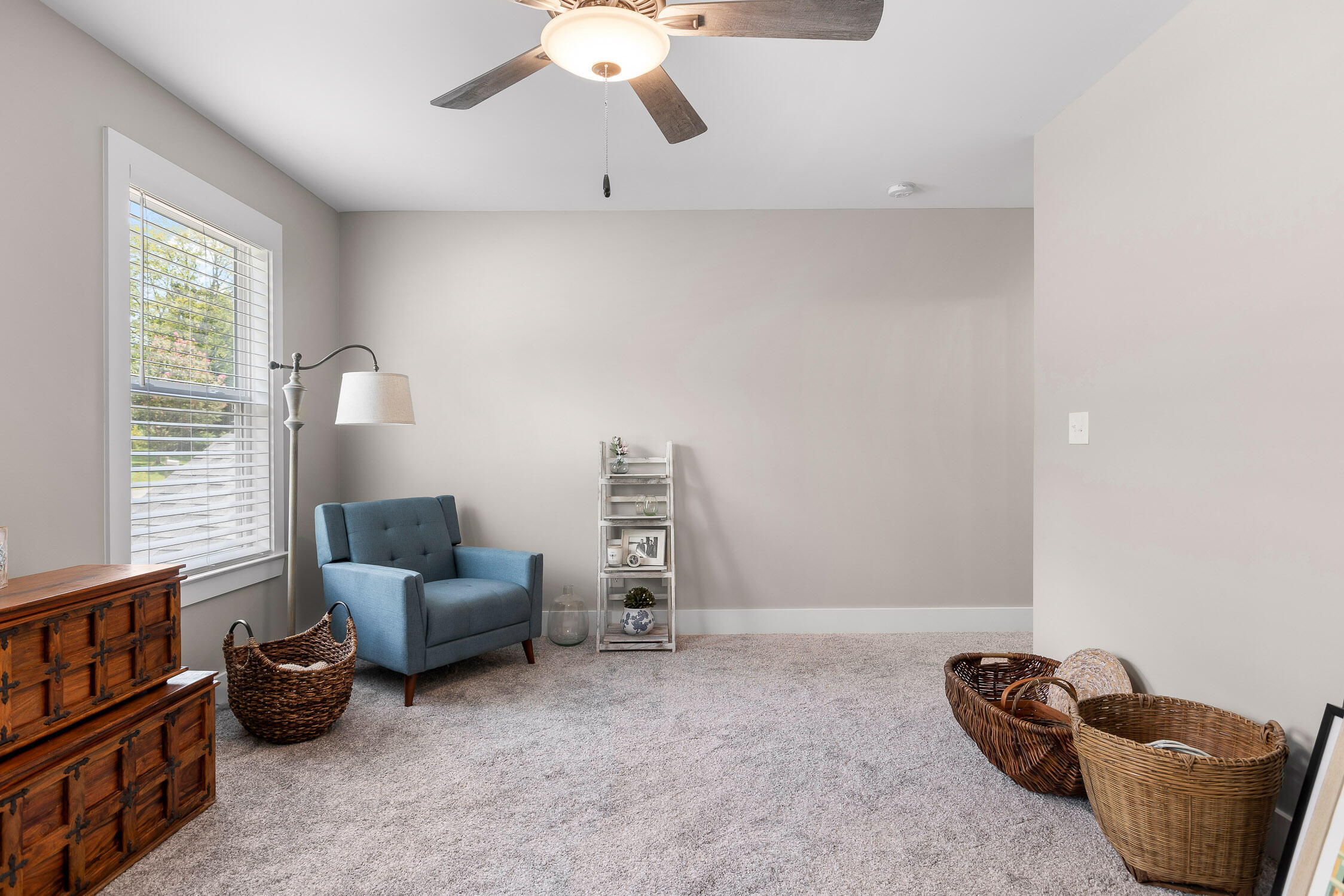 2013 Charles Street NE