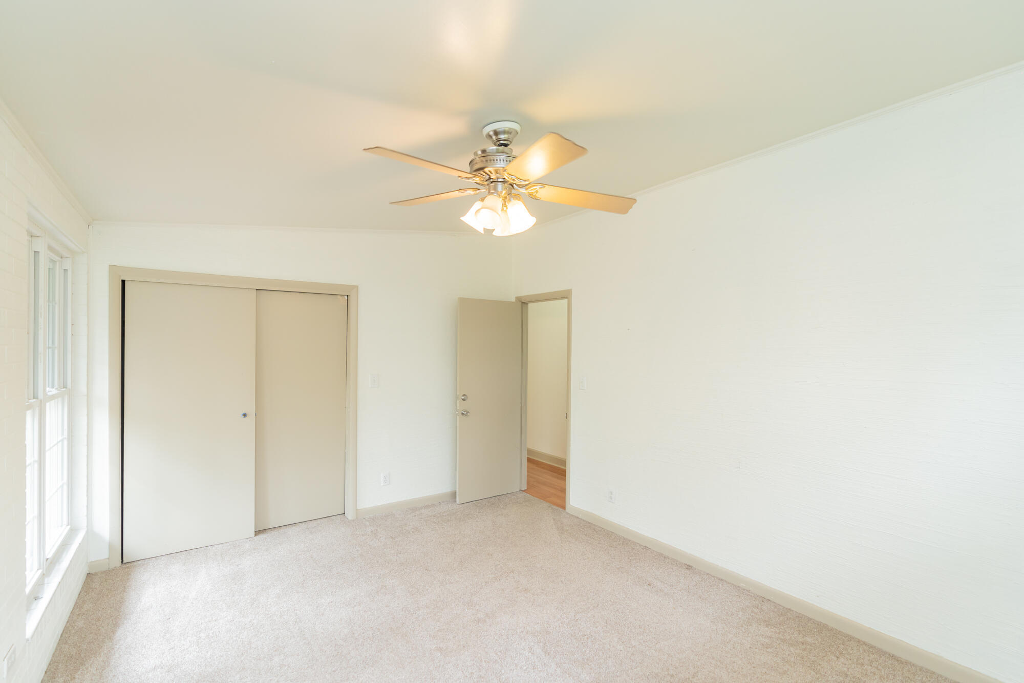203 Hathaway Drive