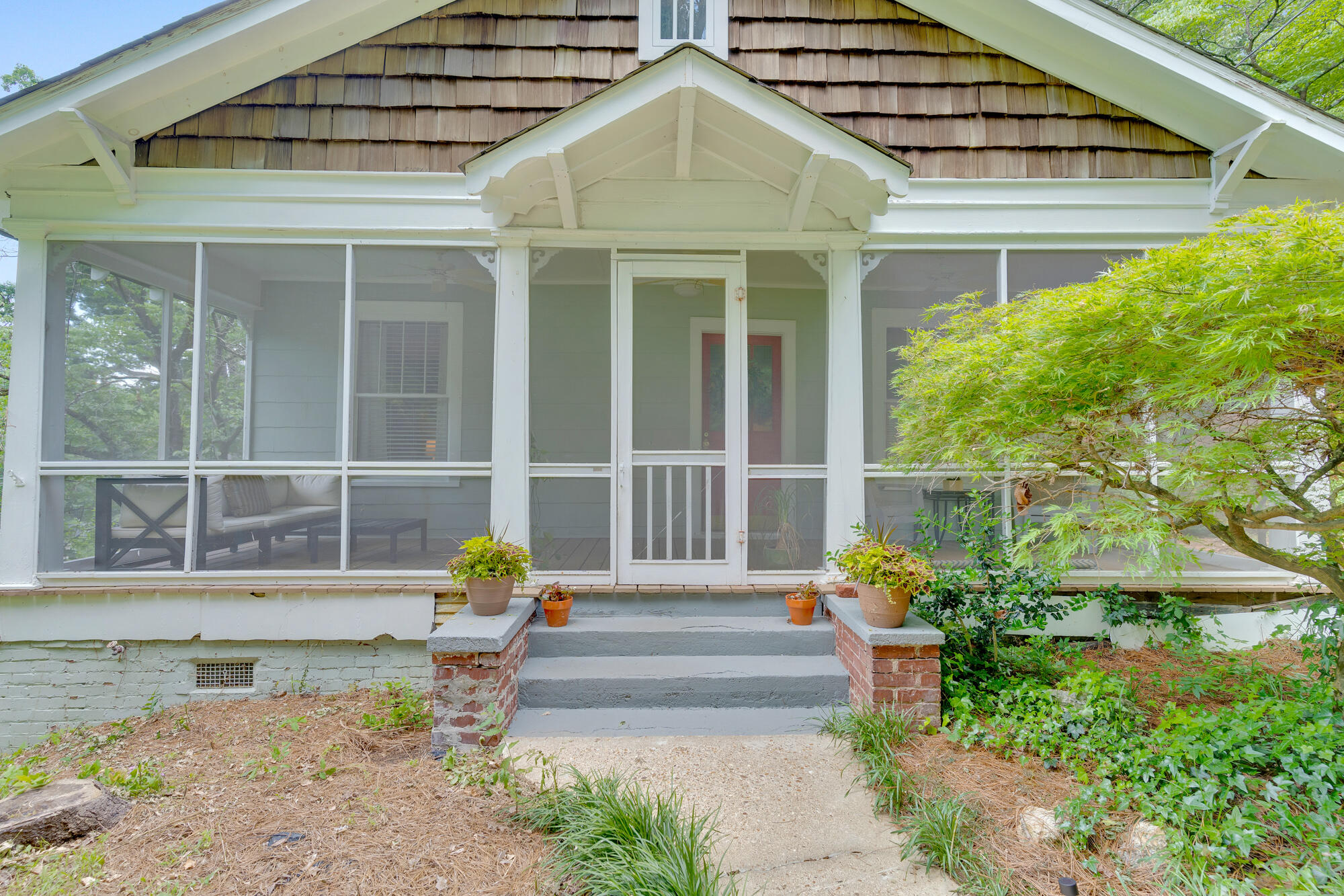 1107 Linden Street