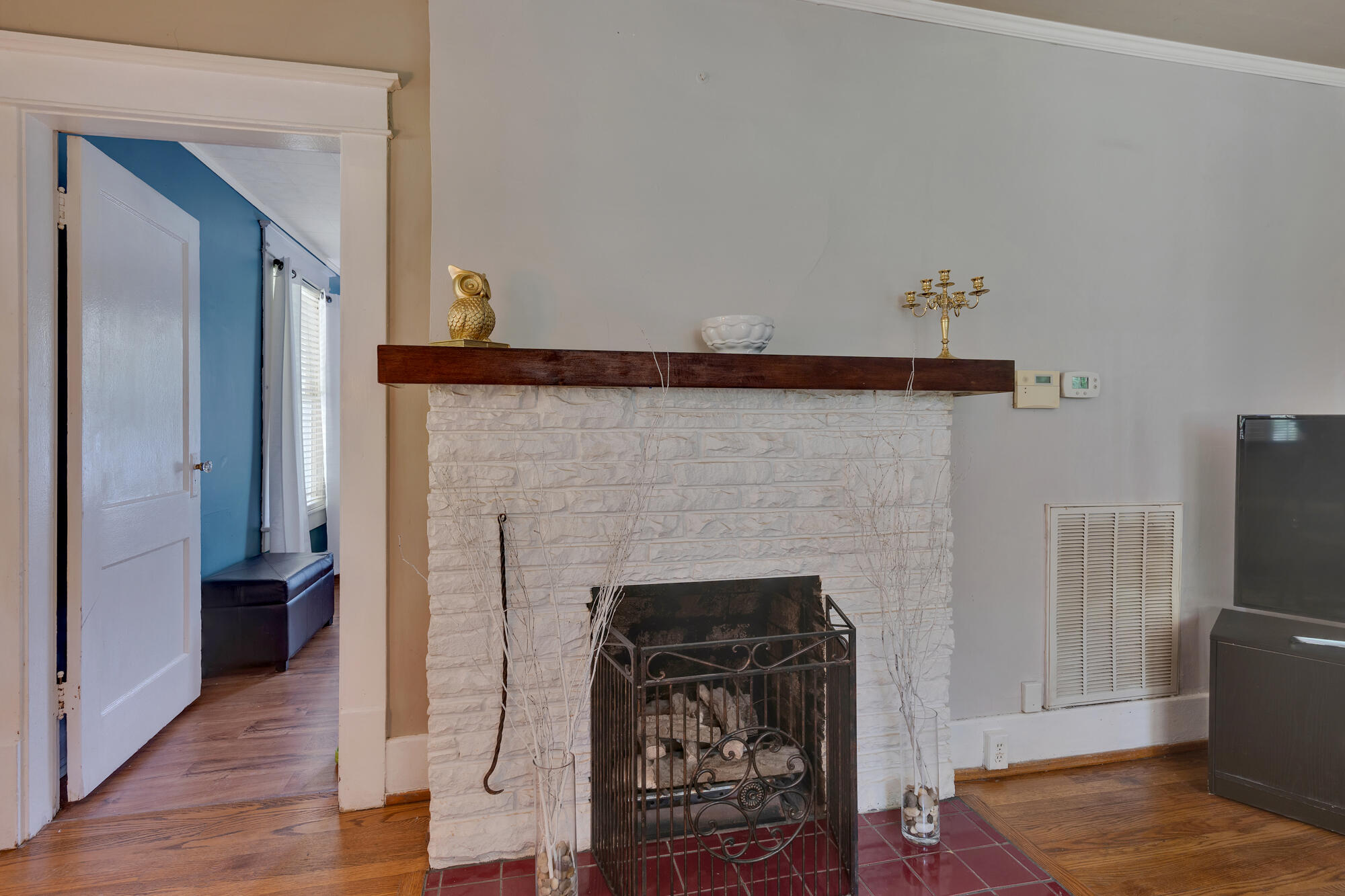 1107 Linden Street