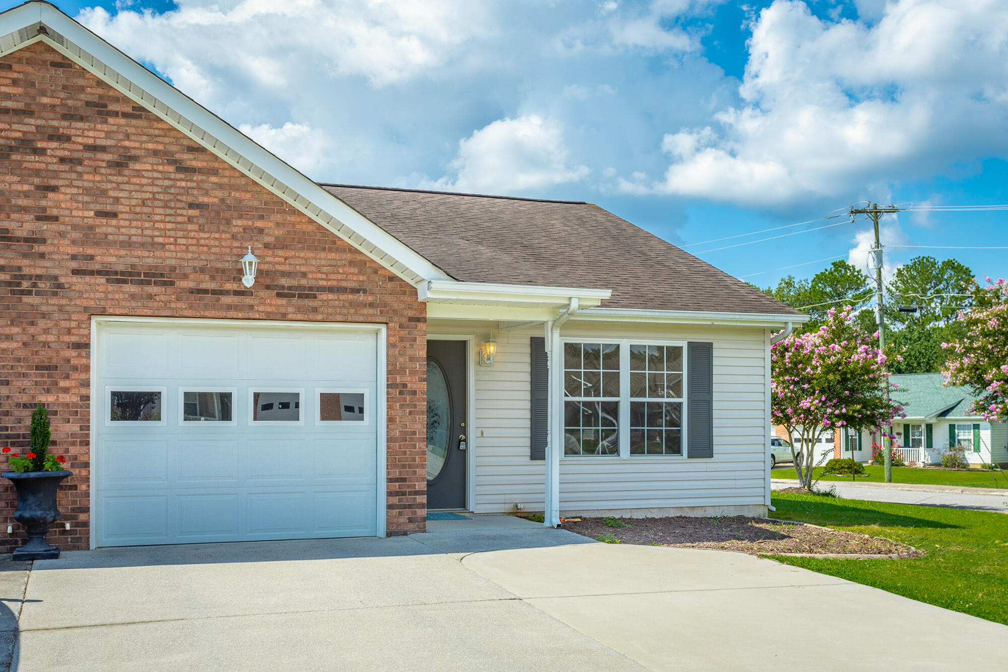 258 Flagstone Drive