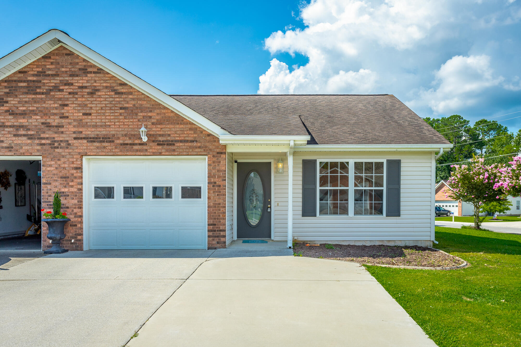 258 Flagstone Drive