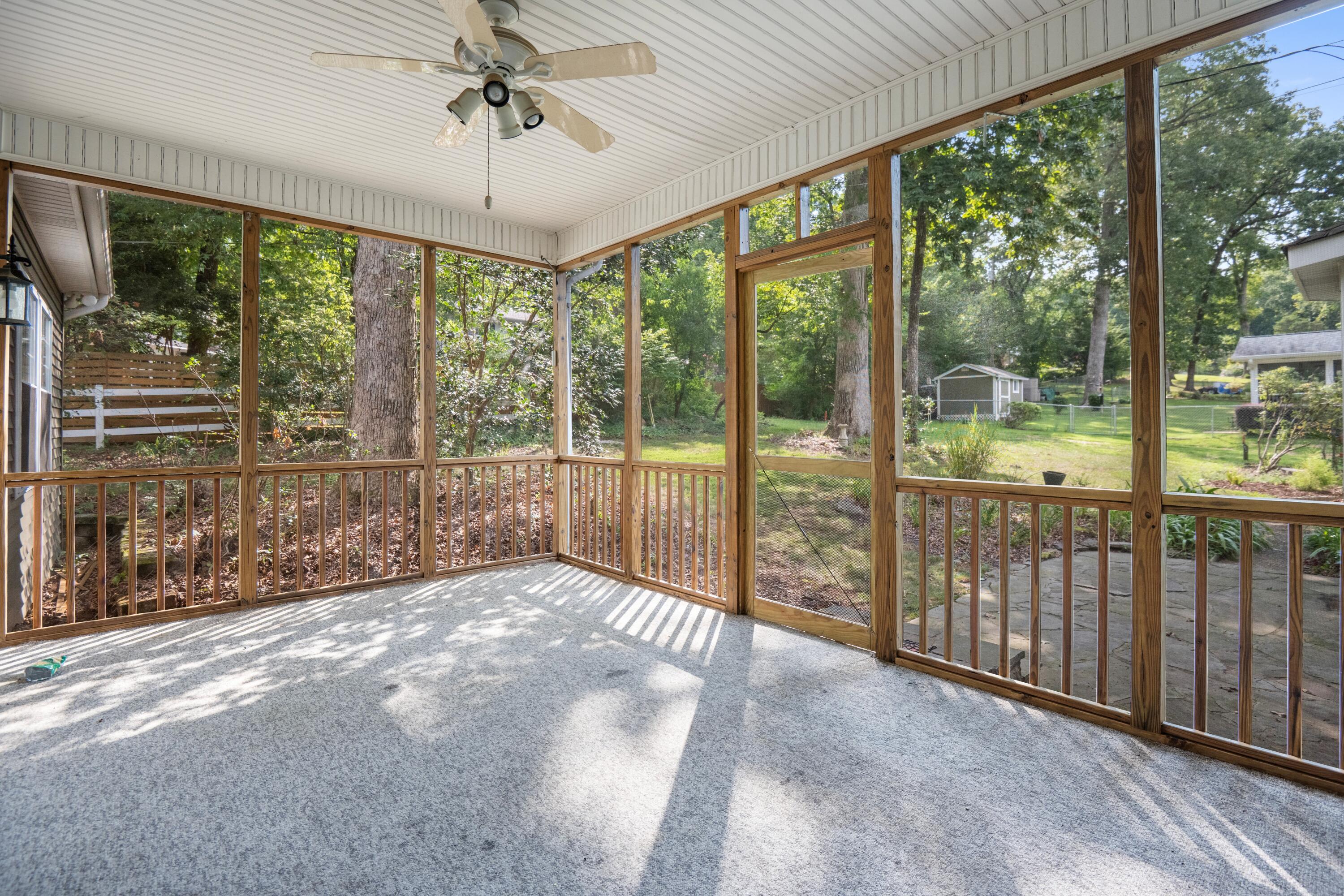 4805 Woodland Circle