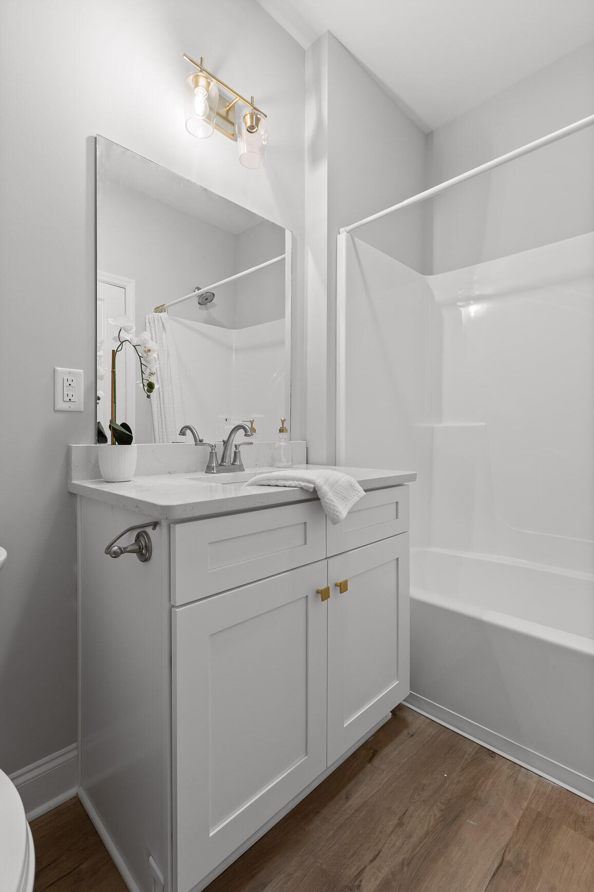 2579 Bannerman Lane, 6