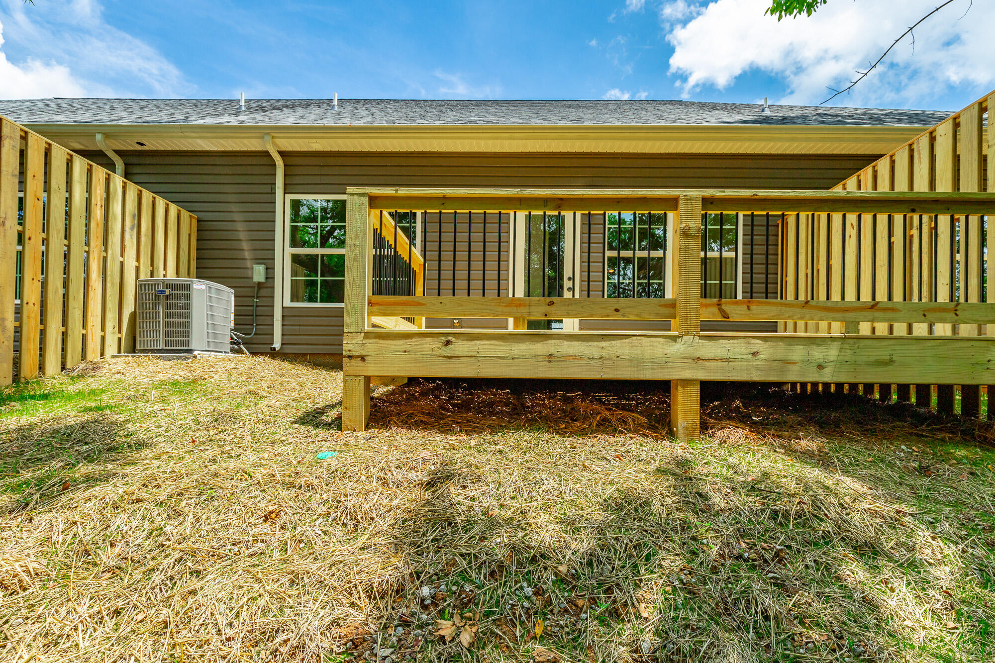 2579 Bannerman Lane, 6