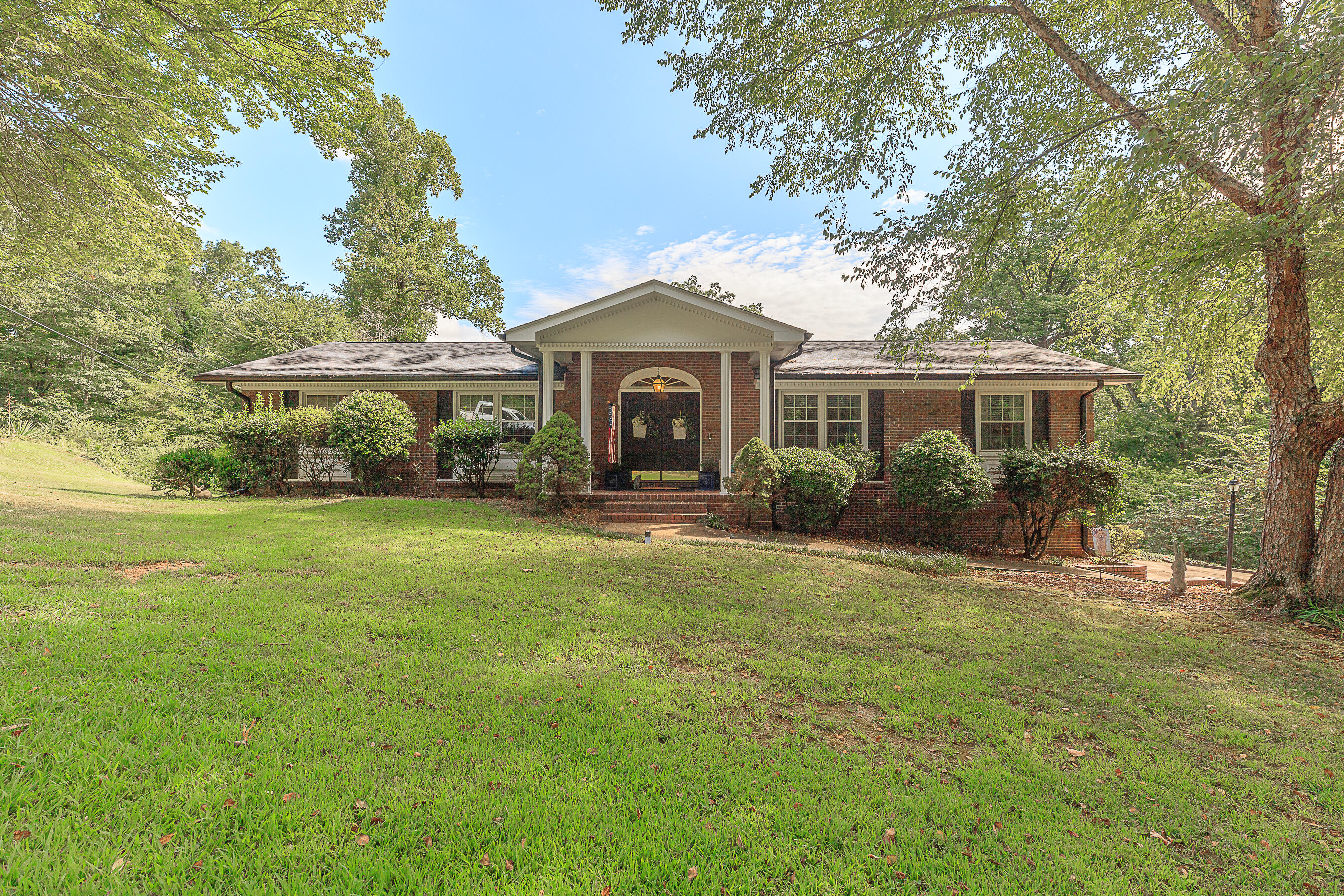 5807 Northshore Circle