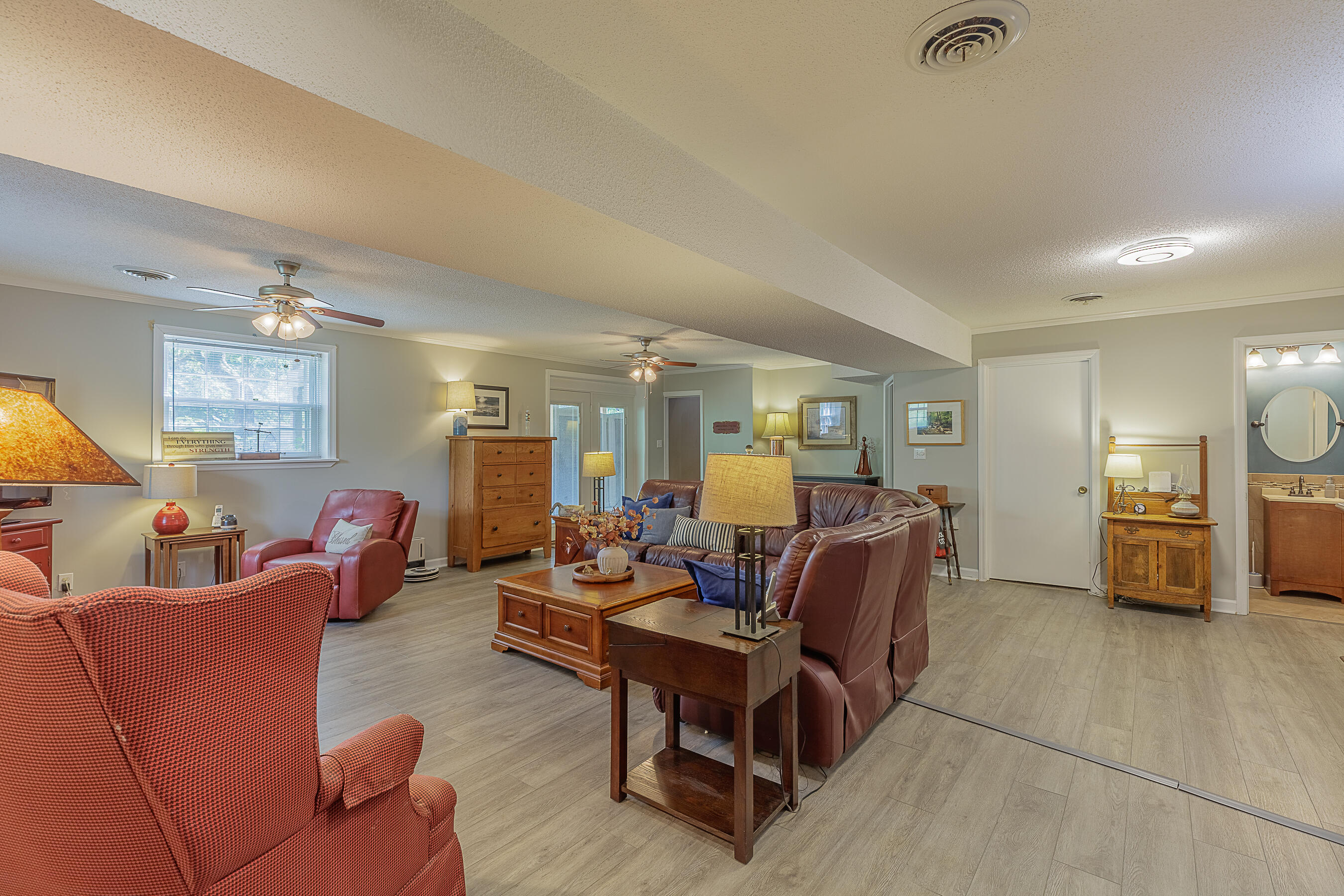 5807 Northshore Circle