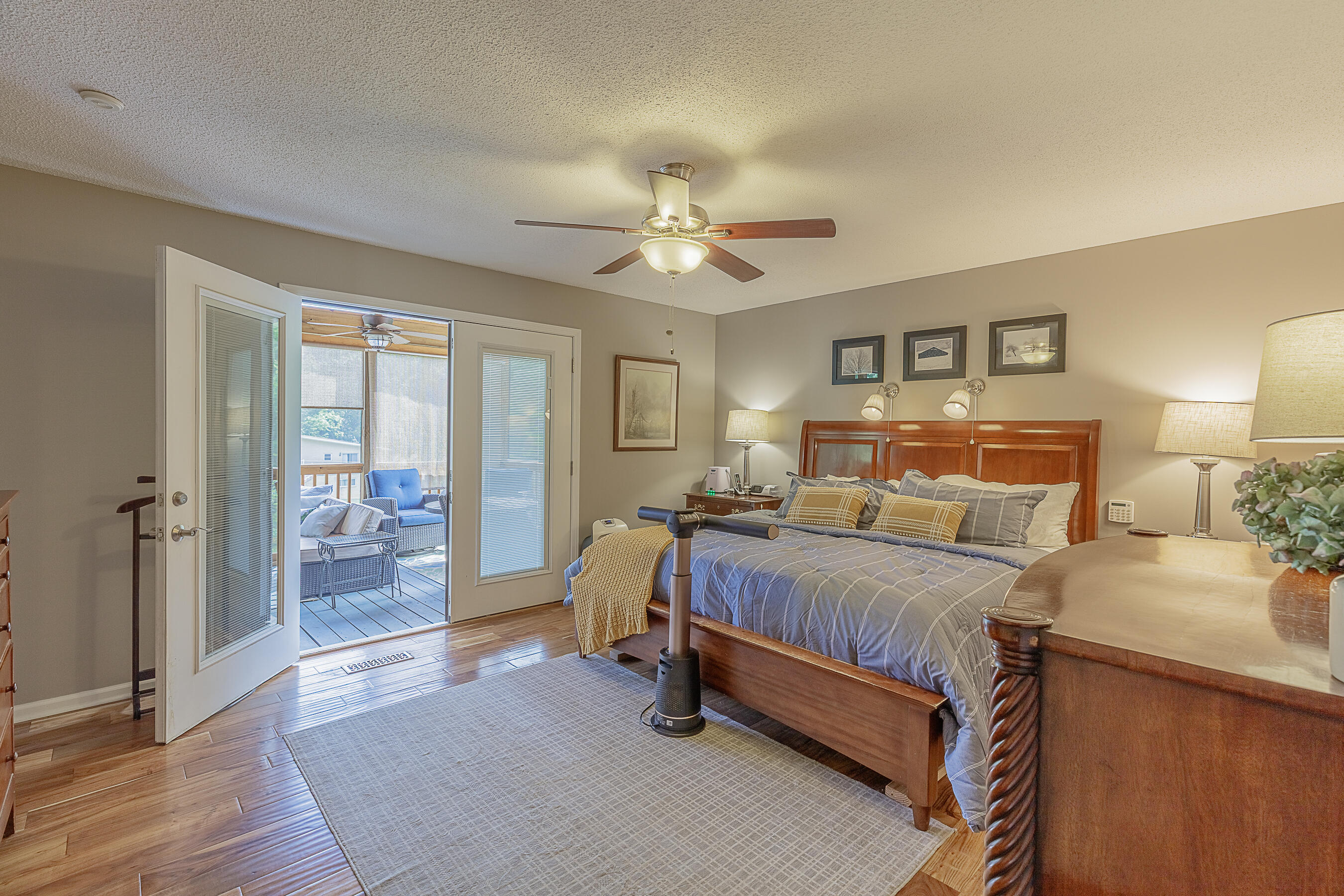 5807 Northshore Circle